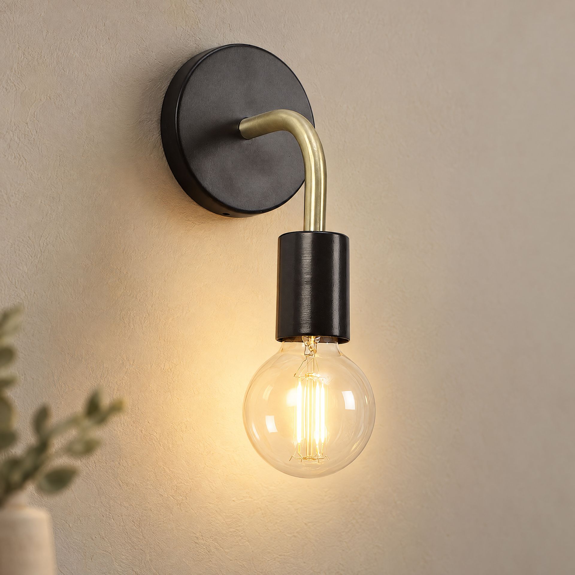 Livspace Venus Brass Metal Wall Light | Brass