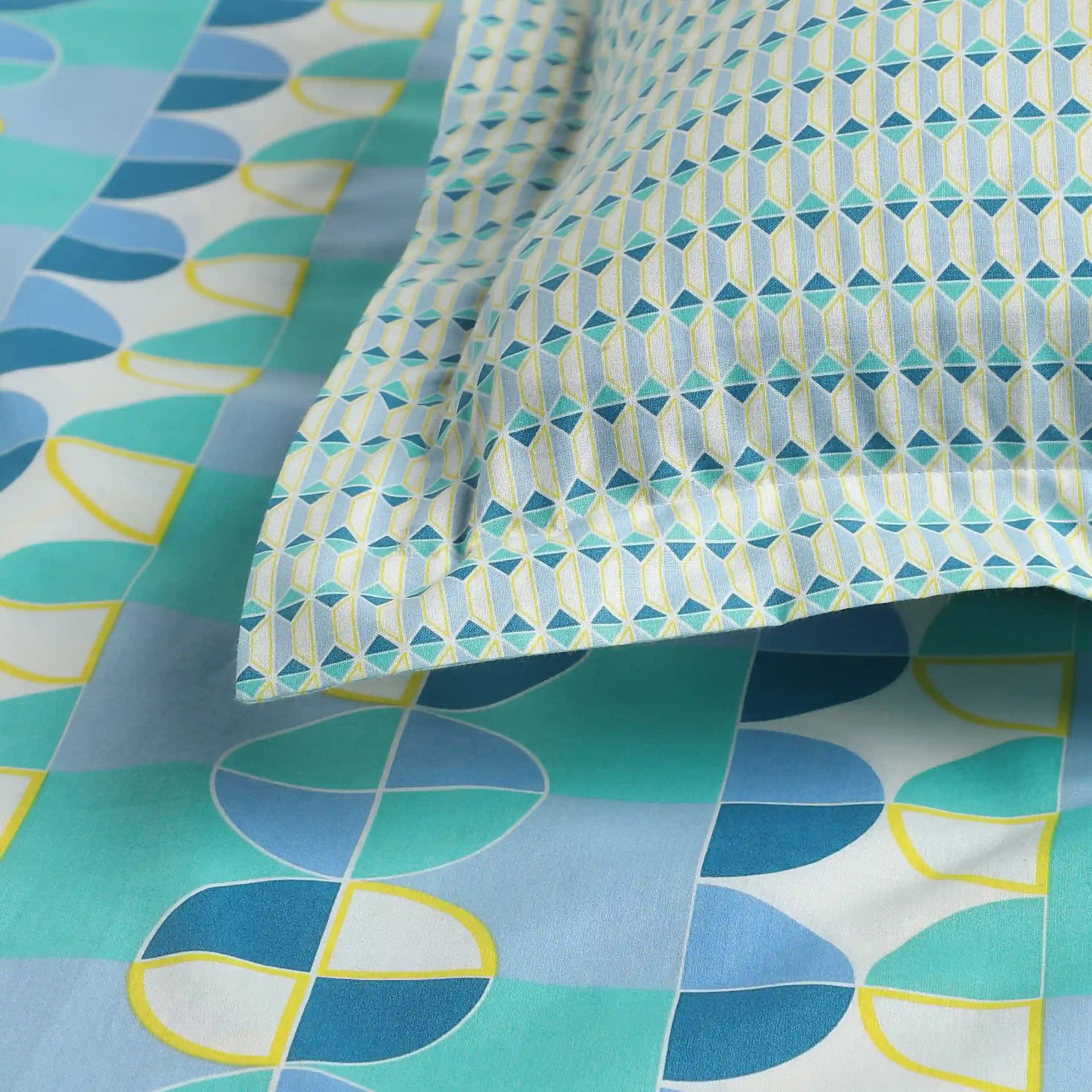 Geometric 144 TC 100% Cotton Orbit Teal Double Bedsheet Set | Mishella