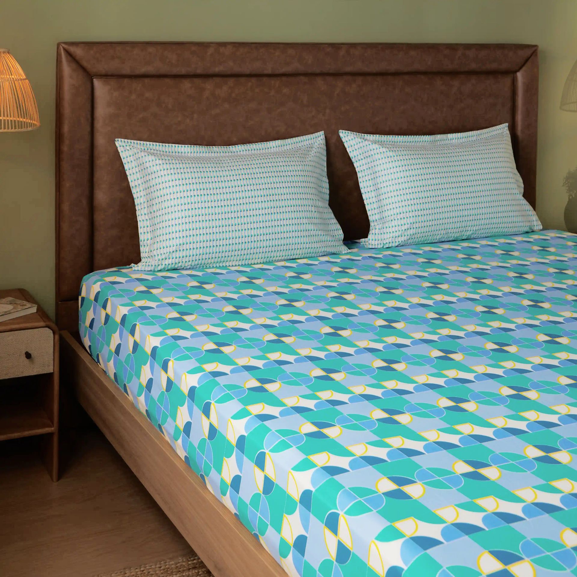 Geometric 144 TC 100% Cotton Orbit Teal Queen Fitted Sheet Set | Mishella