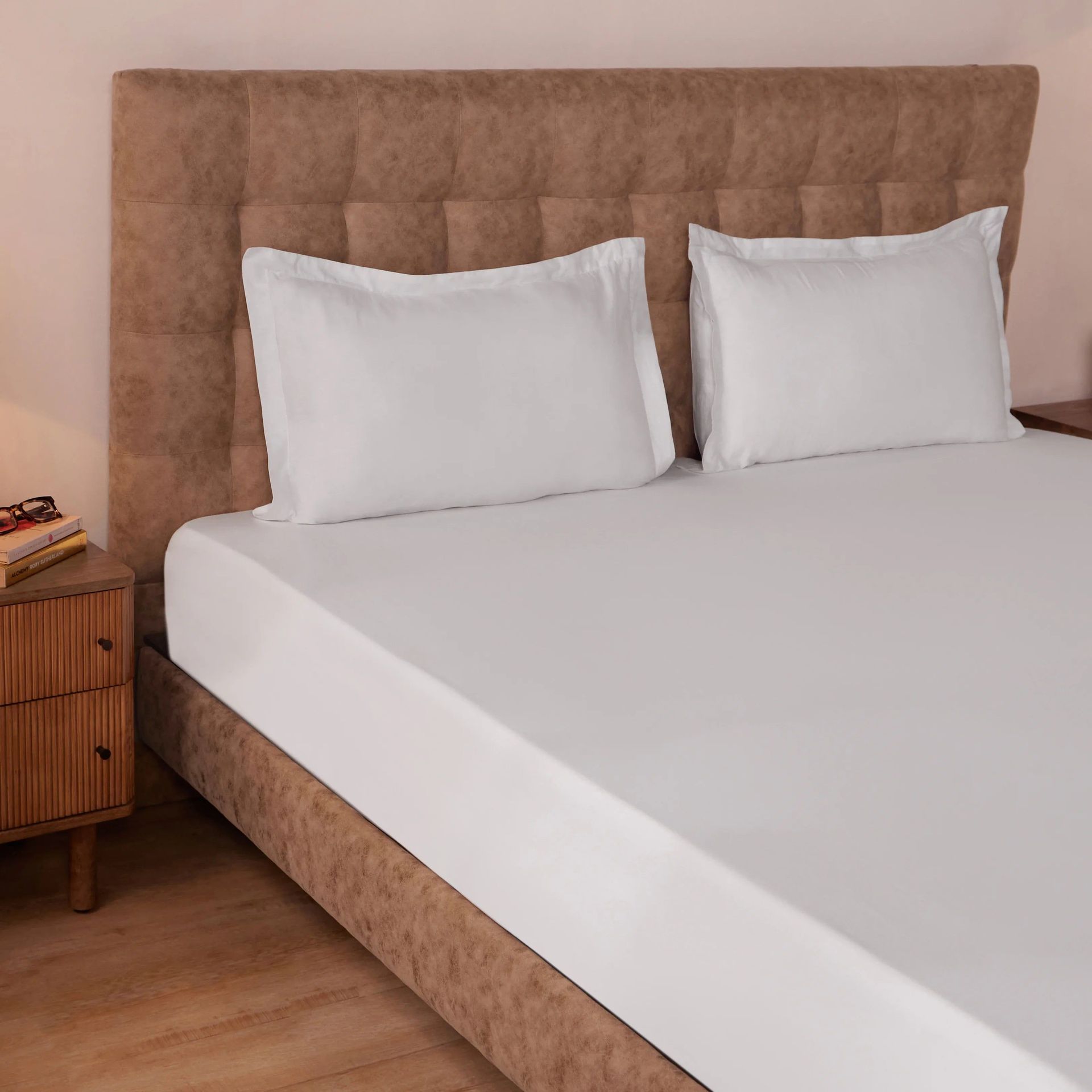 Solid Dyed 144 TC 100% Cotton White Super King Bedsheet Set | Paleto