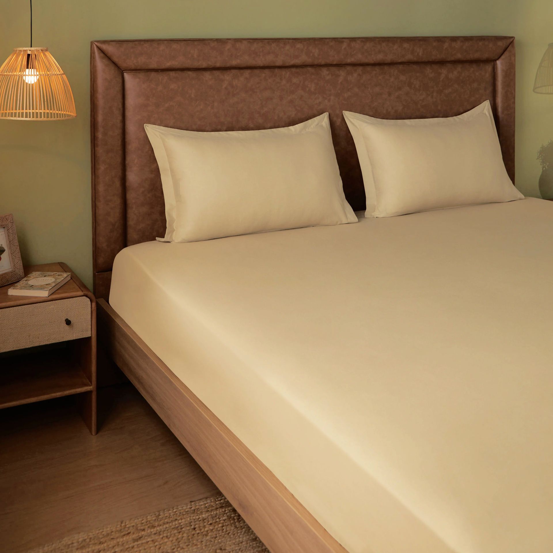 Solid Dyed 144 TC 100% Cotton Beige King Fitted Sheet Set | Paleto