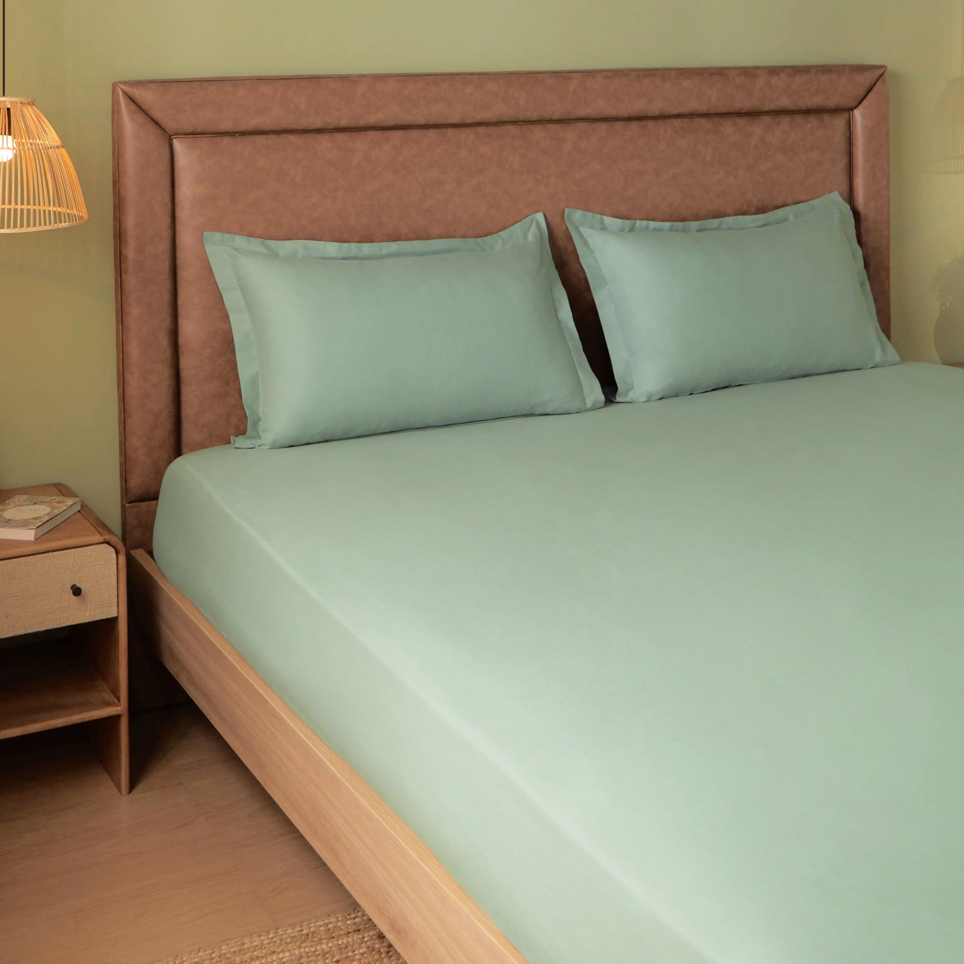 Solid Dyed 144 TC 100% Cotton Green Sage King Fitted Sheet Set | Paleto