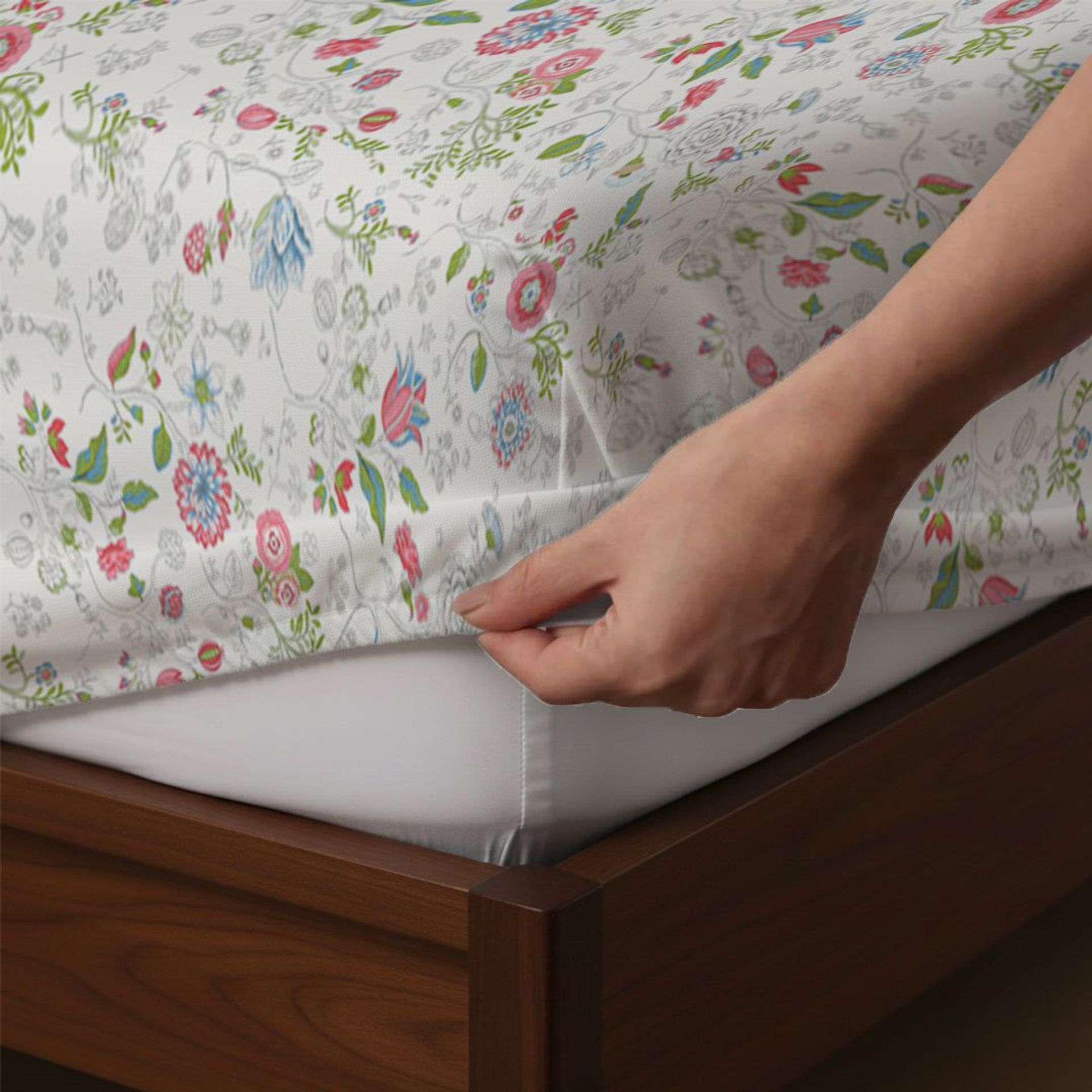 Floral 144 TC 100% Cotton Peach Queen Fitted Sheet Set | Pure Nest