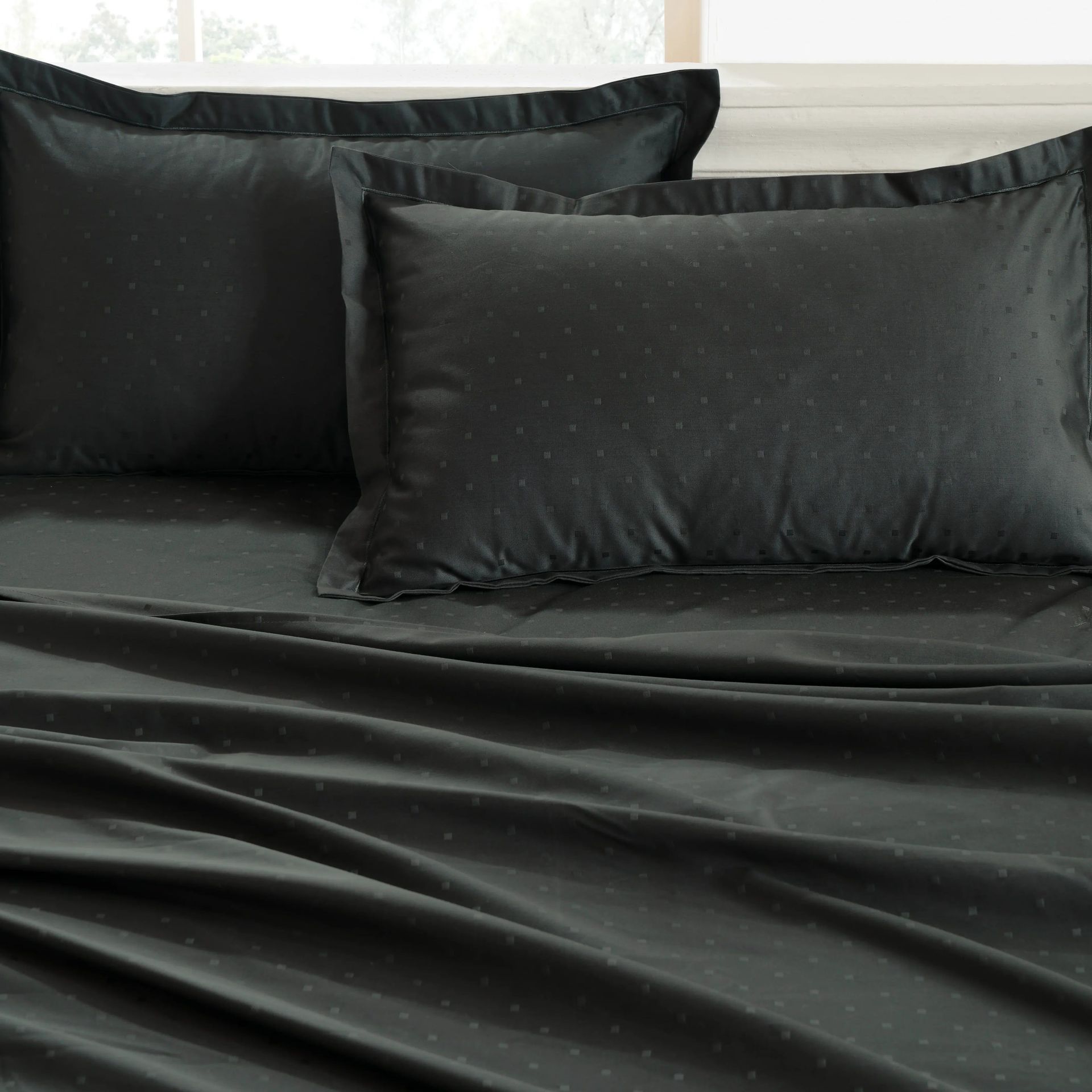 Solid Dyed 1000 TC 100% Cotton Dark Grey Super King Bedsheet Set | Ricaso