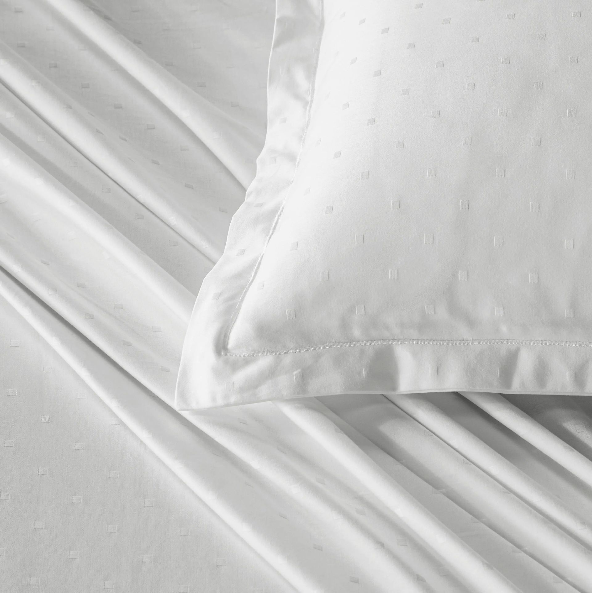 Solid Dyed 1000 TC 100% Cotton White King Fitted Sheet Set | Ricaso