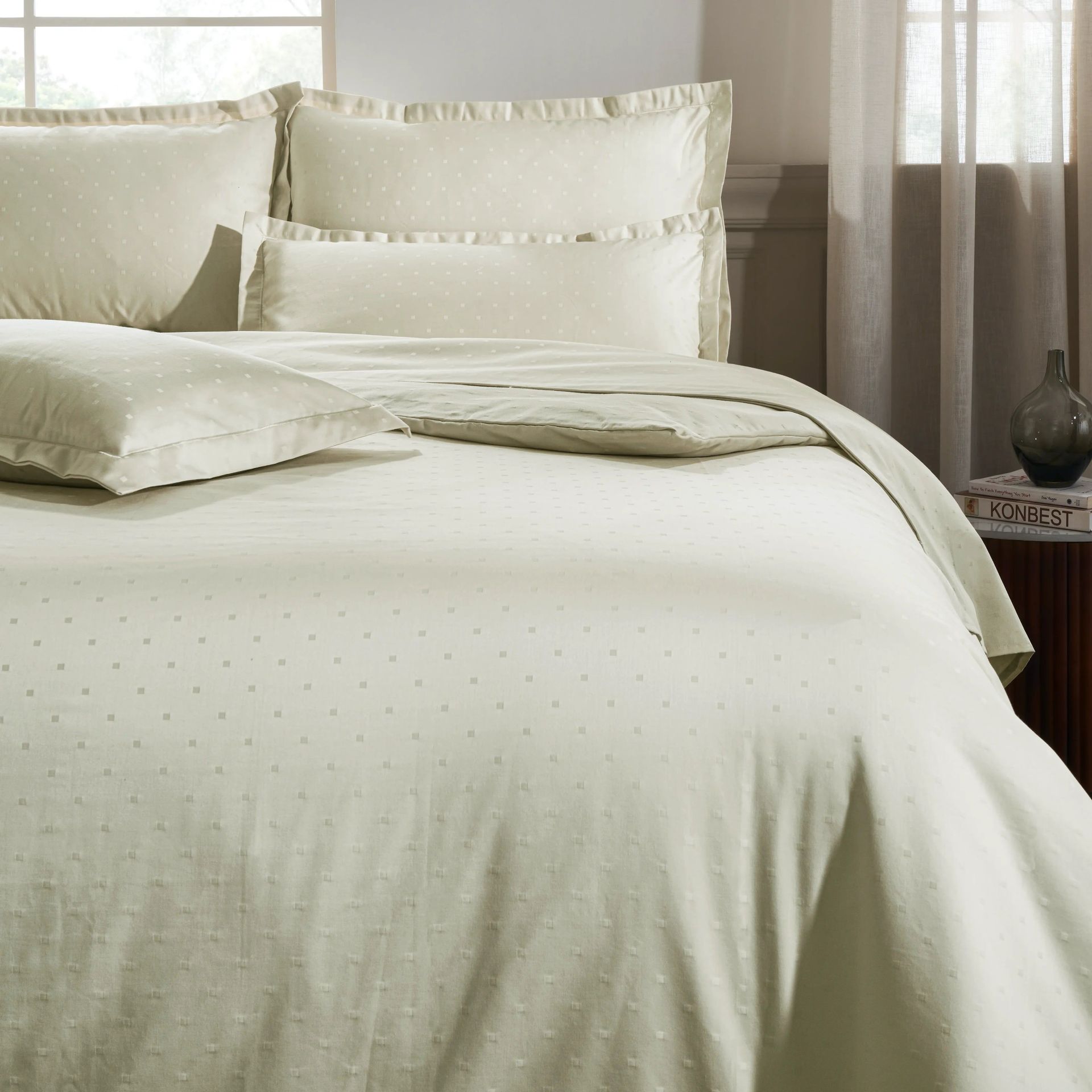 Solid Dyed 1000 TC 100% Cotton Ivory King Fitted Sheet Set | Ricaso
