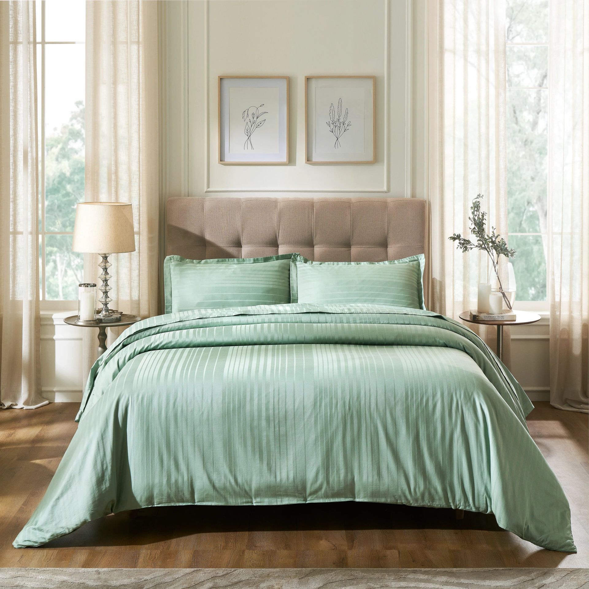 Solid Dyed 400 TC 100% Cotton Green Sage Super King Bedsheet Set | Seraya