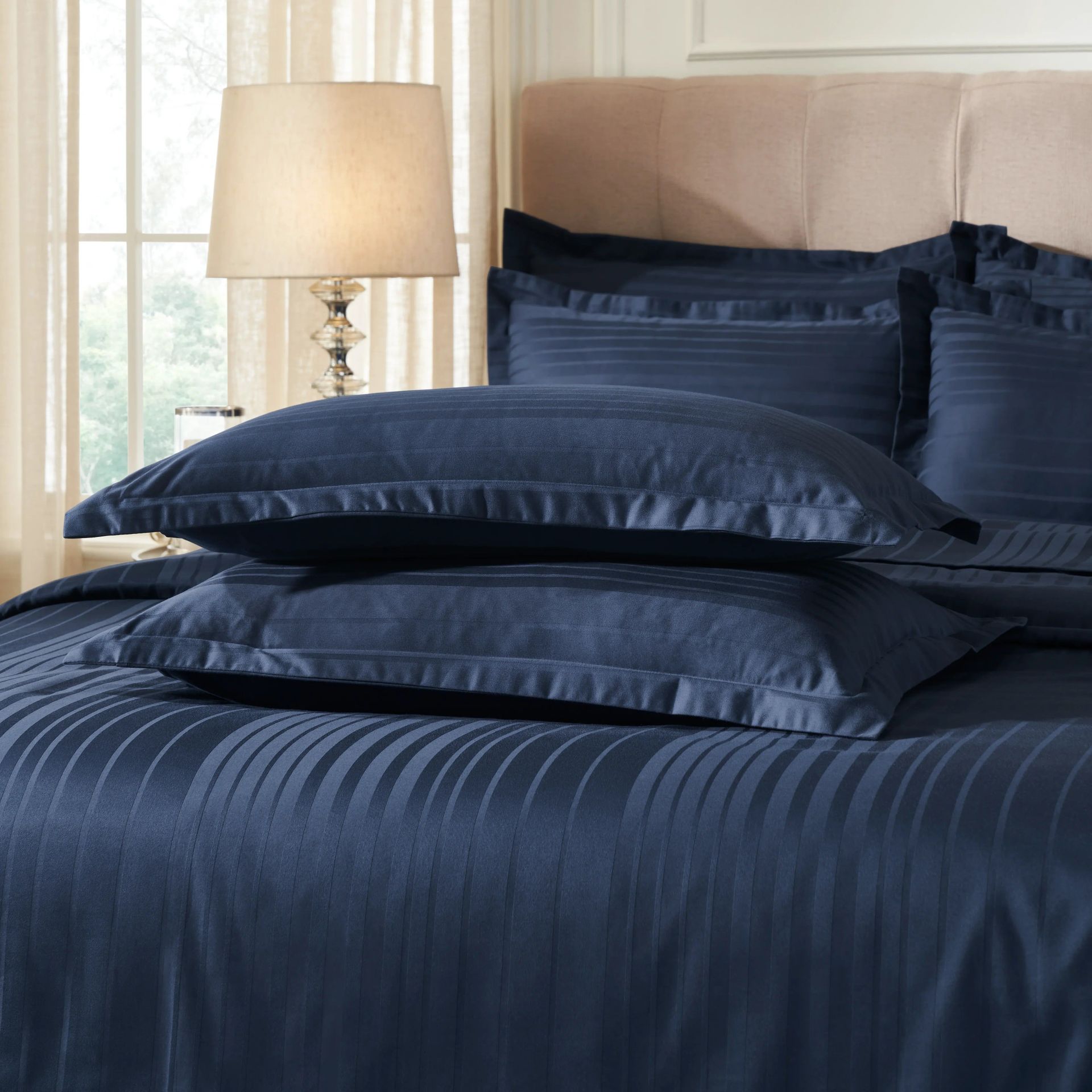 Solid Dyed 400 TC 100% Cotton Navy King Fitted Sheet Set | Seraya