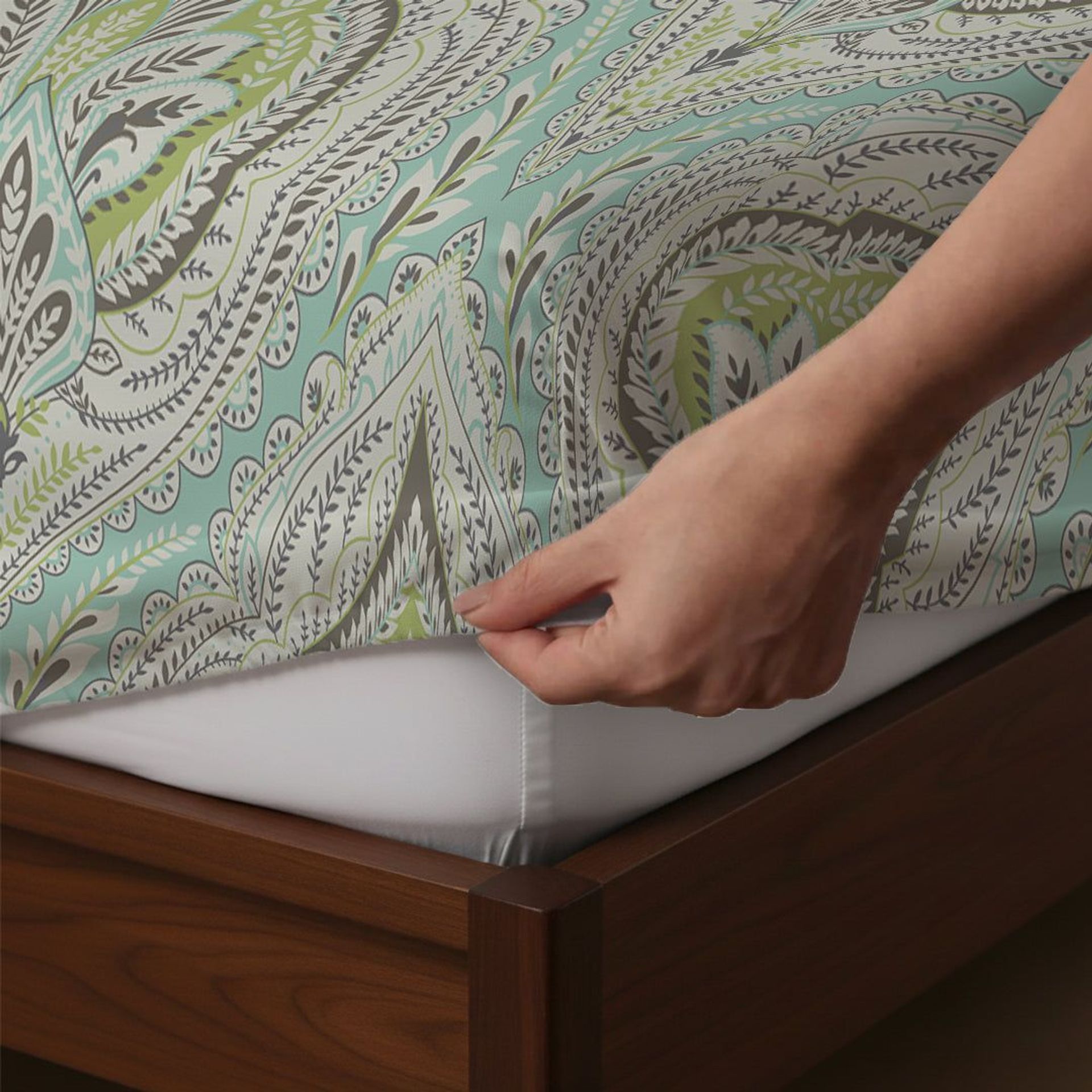 Indian Heritage 120 GSM Microfibre Muted Green King Fitted Sheet Set | Serene Nest