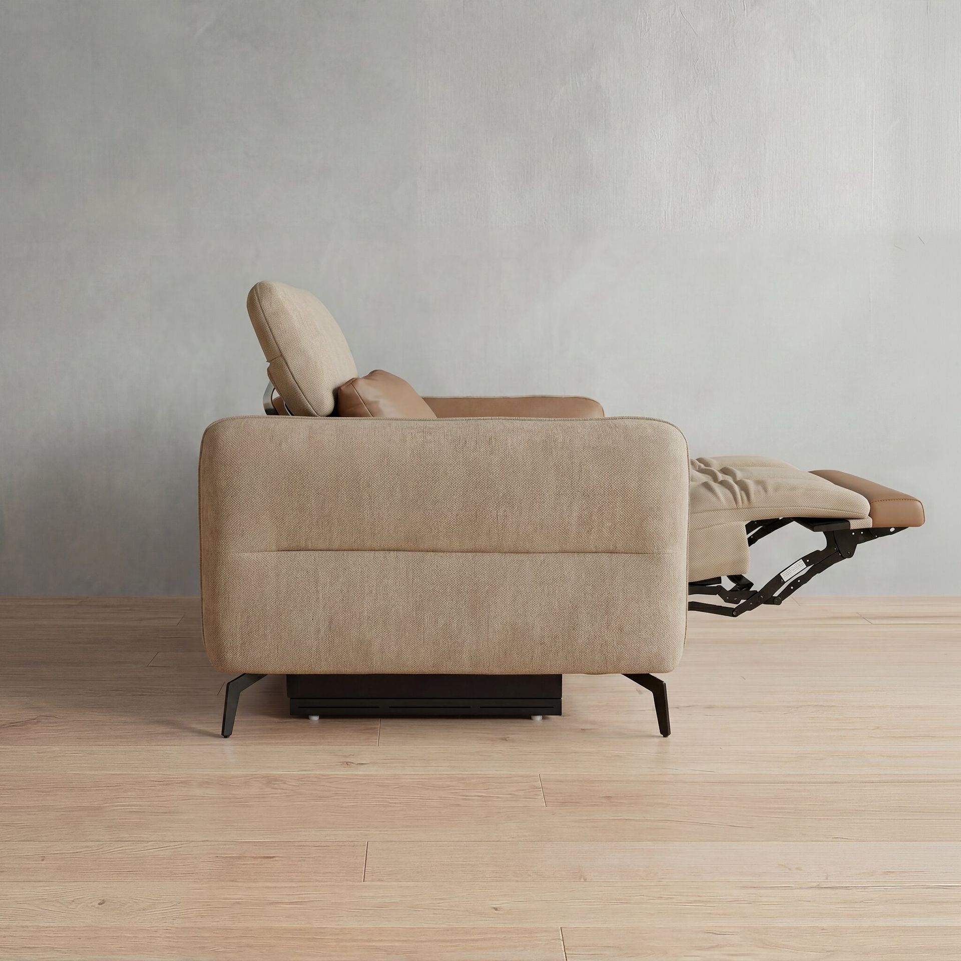Theodere Recliner with Smart Console