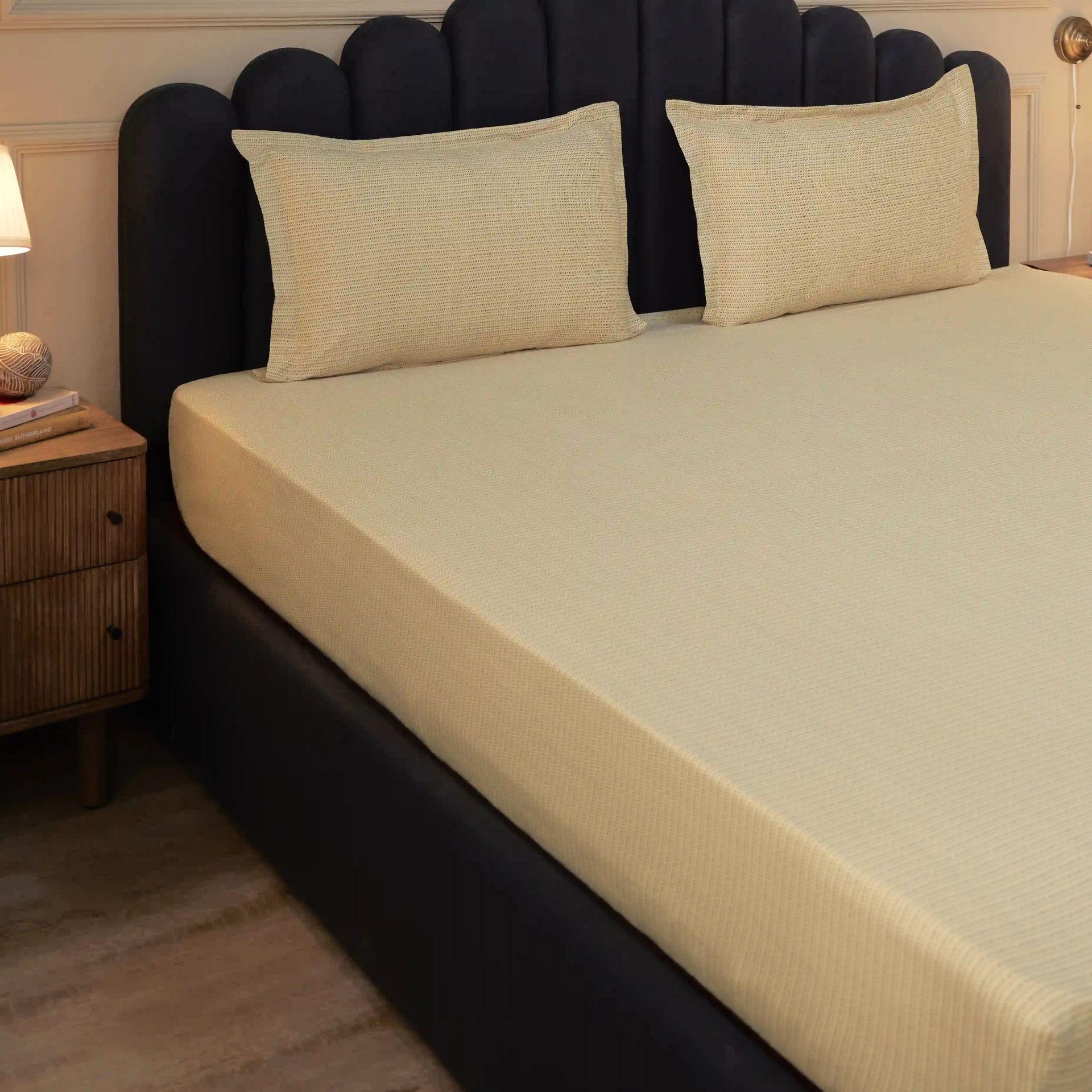 Geometric 250 TC 100% Cotton Nude Super King Bedsheet Set | Yutori