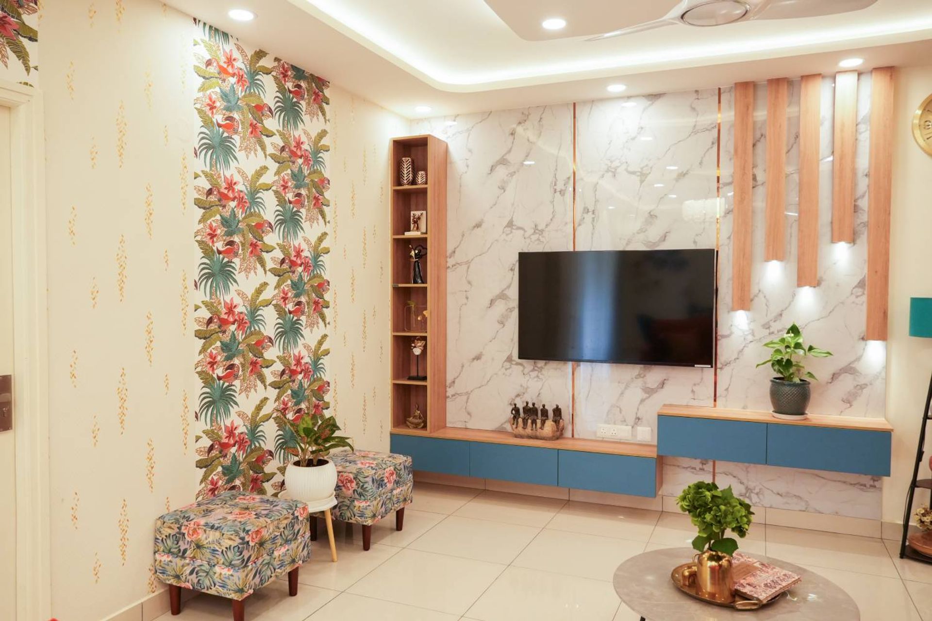 Contemporary TV Unit Design with Floating Drawers and Open Shelves ...