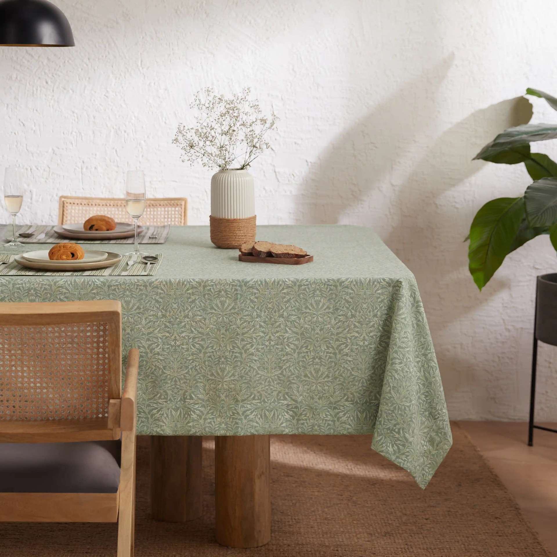 Floral 321 GSM 85% Polyester Green 6 Seater Table Cloth | Kaleida
