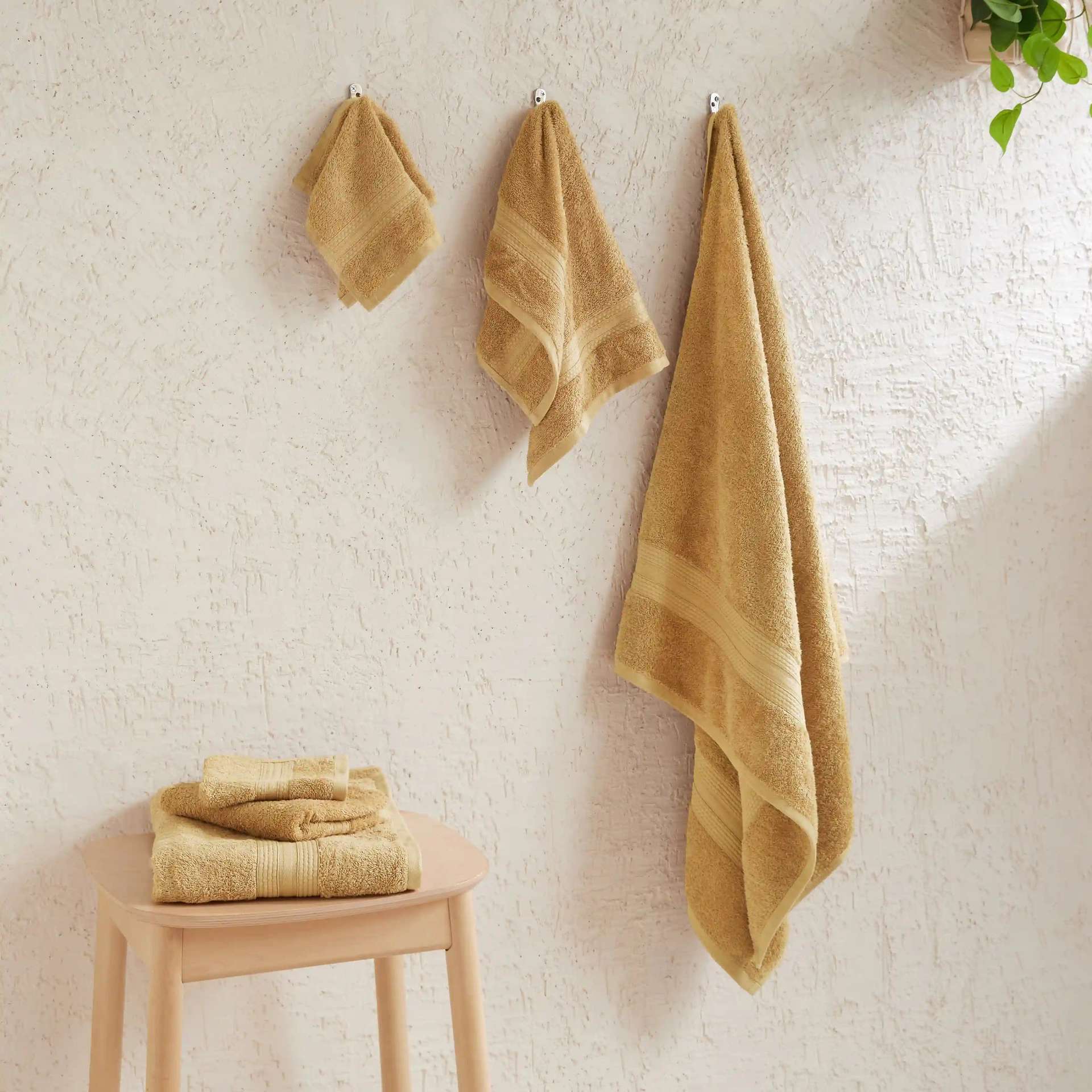 Solid Dyed 475 GSM 100% Cotton Beige 6 Piece Towel Set | Paleto