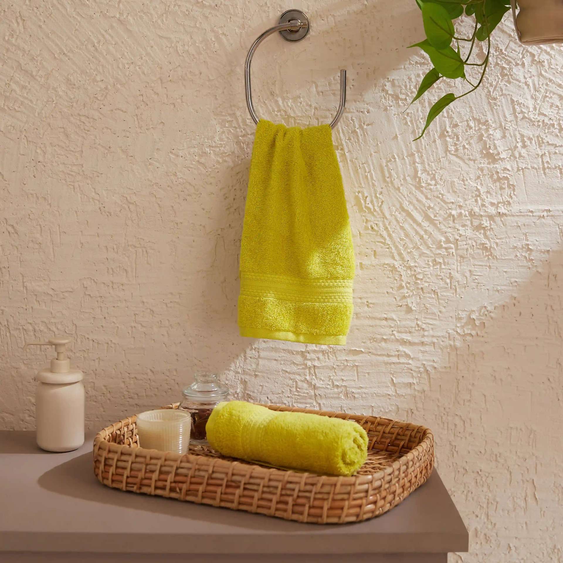 Solid Dyed 475 GSM 100% Cotton Apple Green Hand Towel | Paleto