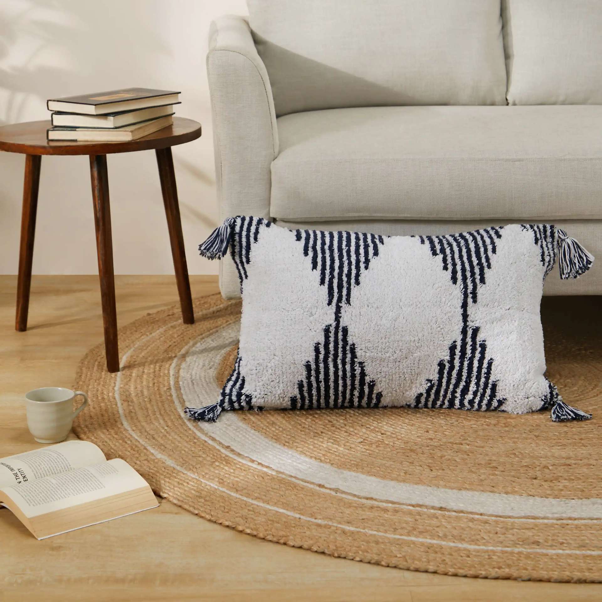 Geometric 100% Cotton Ash Cushion Cover | Vissencia