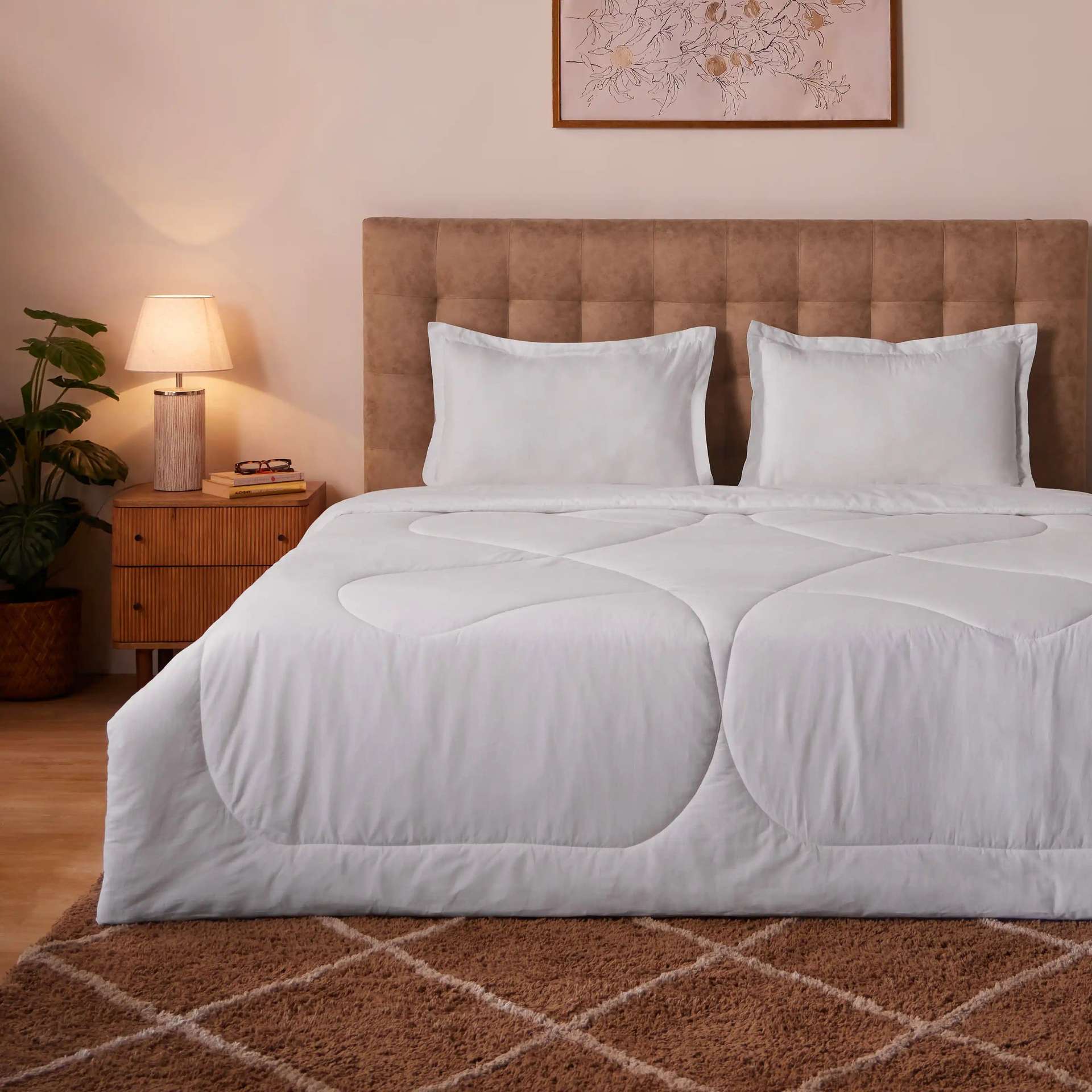 Solid Dyed 120 GSM Cotton White Double Comforter | Paleto
