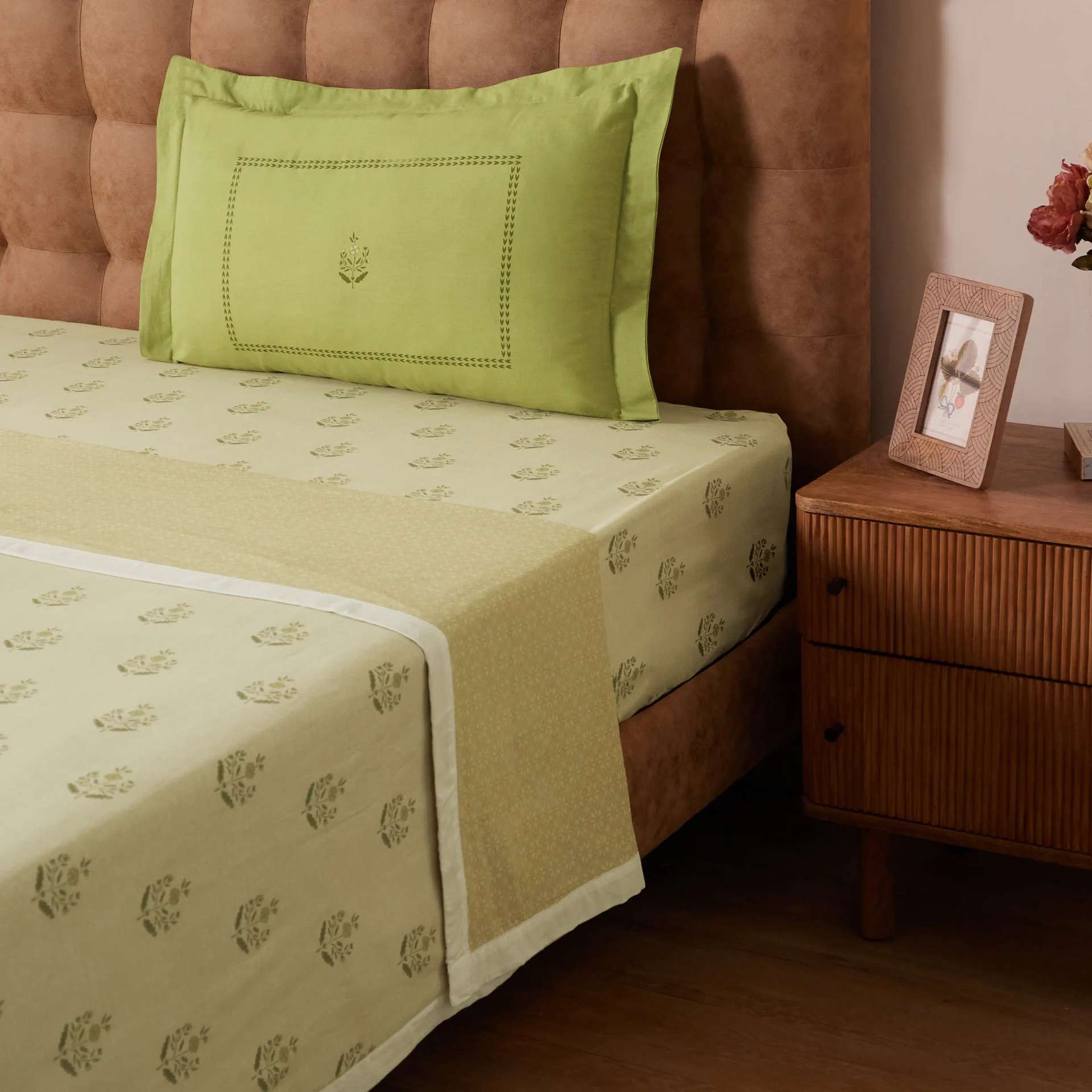 Indian Heritage 144 TC 100% Cotton Indian Moss Single Dohar | Chippa Lane