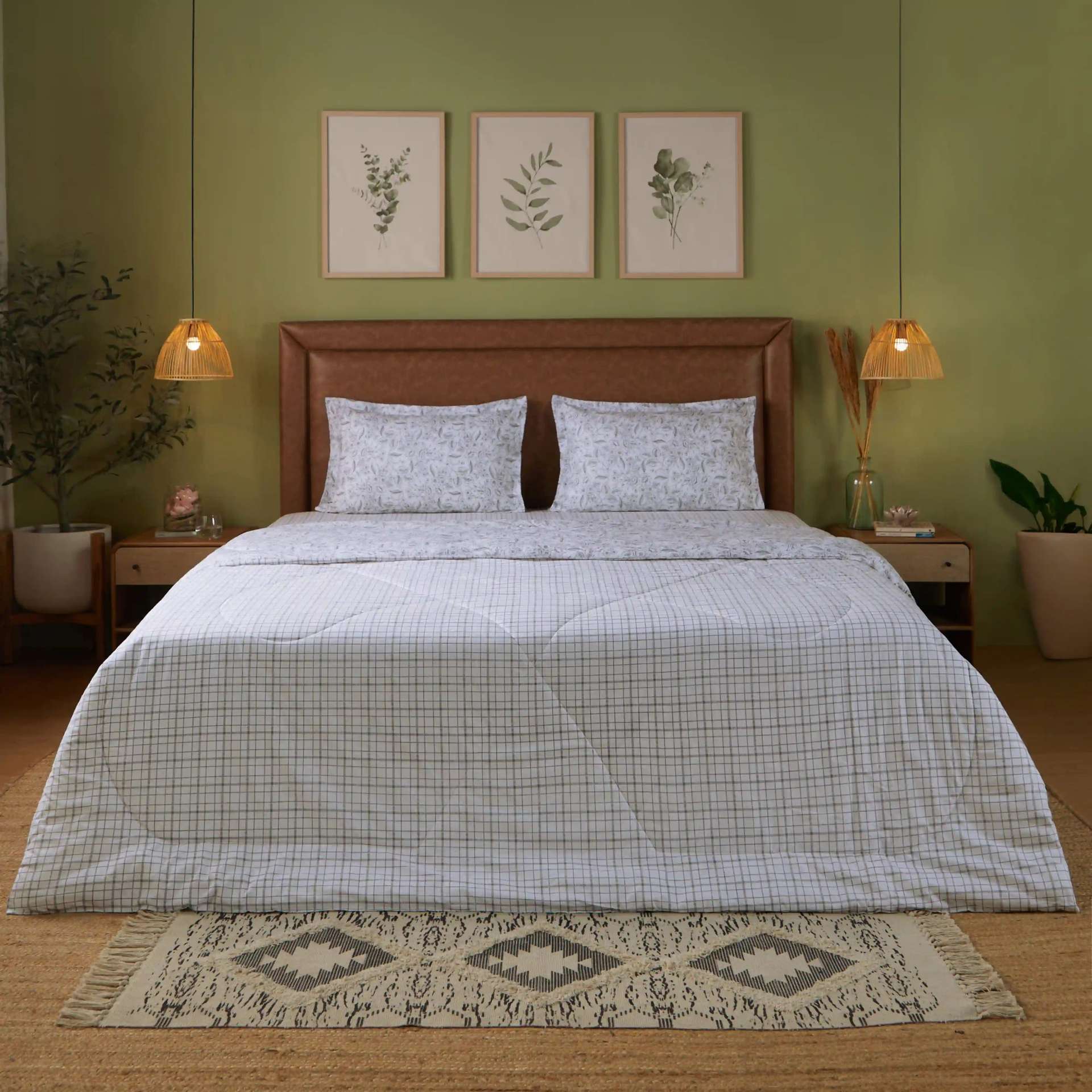 Floral Geometric 144 GSM 100% Cotton Charcoal Checks Double Comforter | Mishella