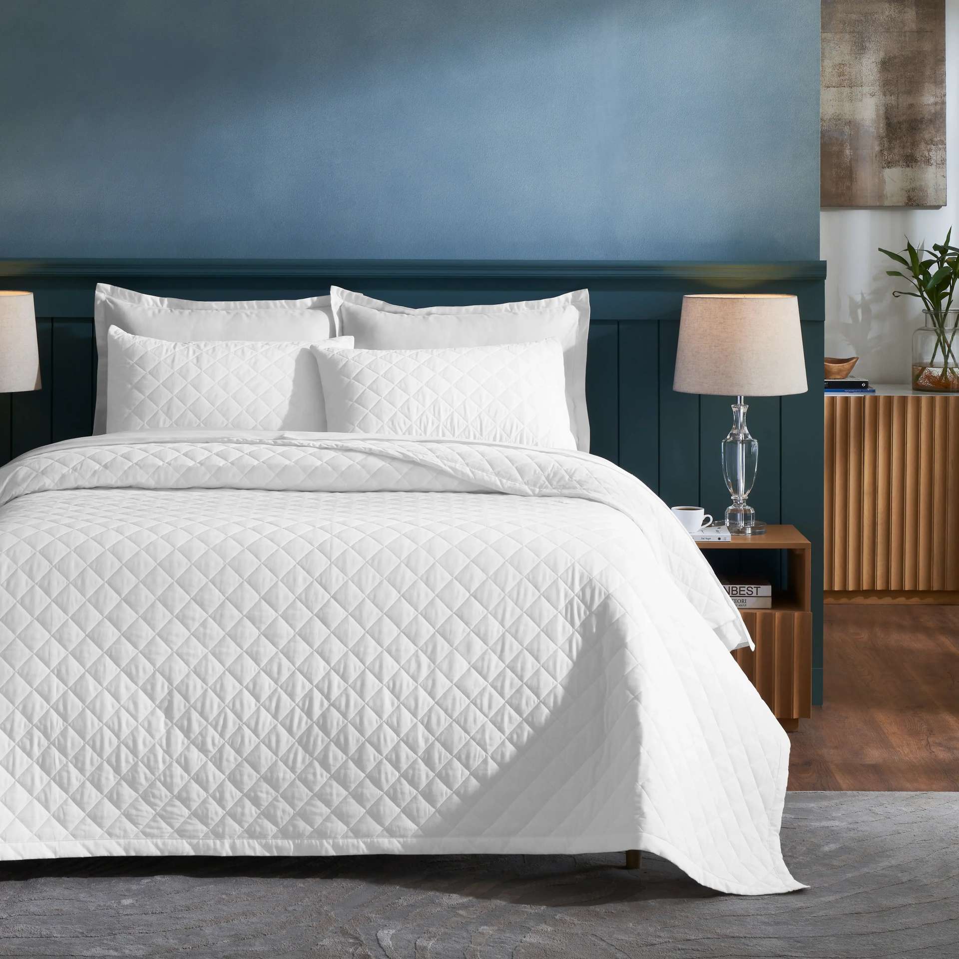 Diamond Quilted Solid 200 TC 100% Cotton Percale Optical White King Bed Cover Set | Nuvola