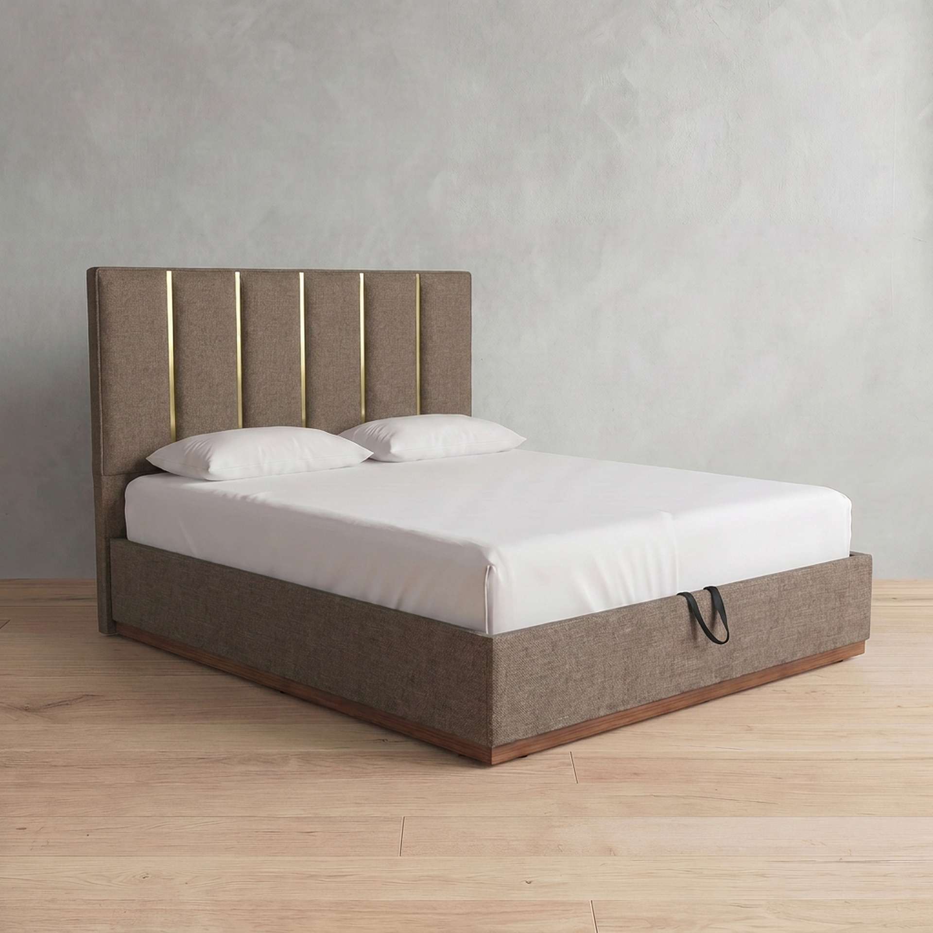 Accent Chicago Upholstered Bed