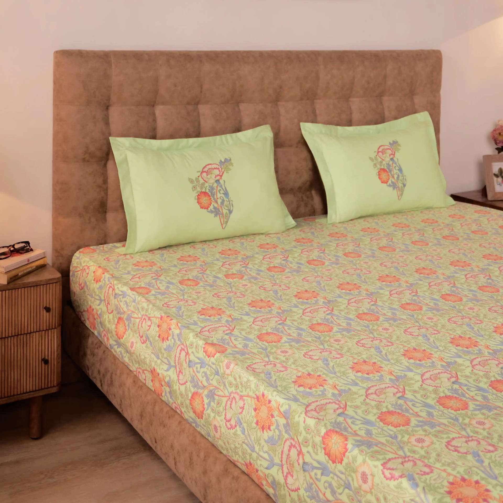 Indian Heritage 144 TC 100% Cotton Green Double Bedsheet Set | Chippa Lane