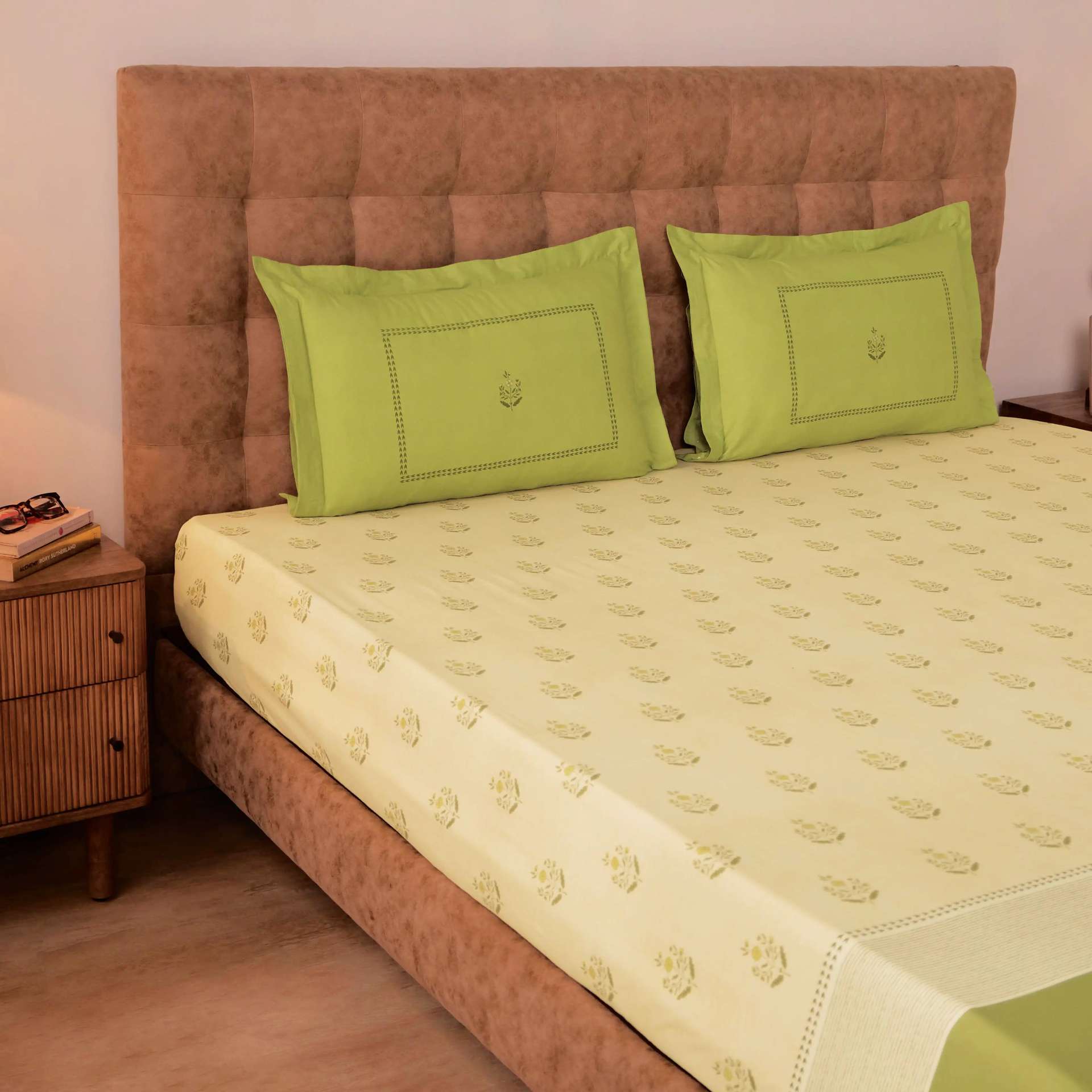 Indian Heritage 144 TC 100% Cotton Indian Moss Queen Fitted Sheet Set | Chippa Lane