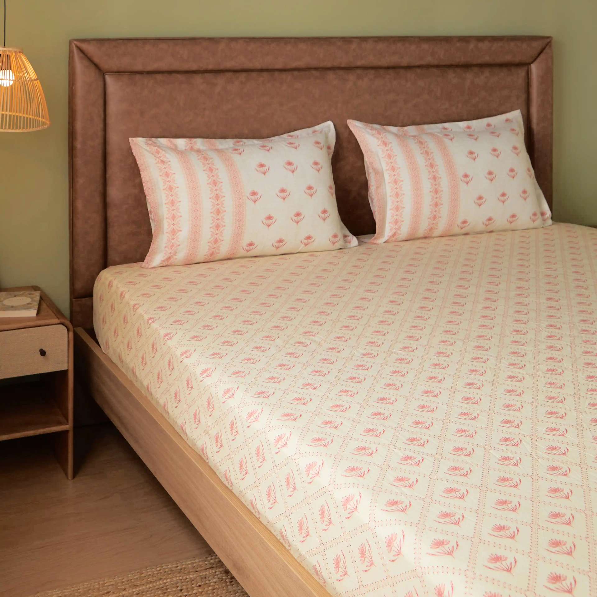 Indian Heritage 144 TC 100% Cotton Red Queen Fitted Sheet Set | Chippa Lane