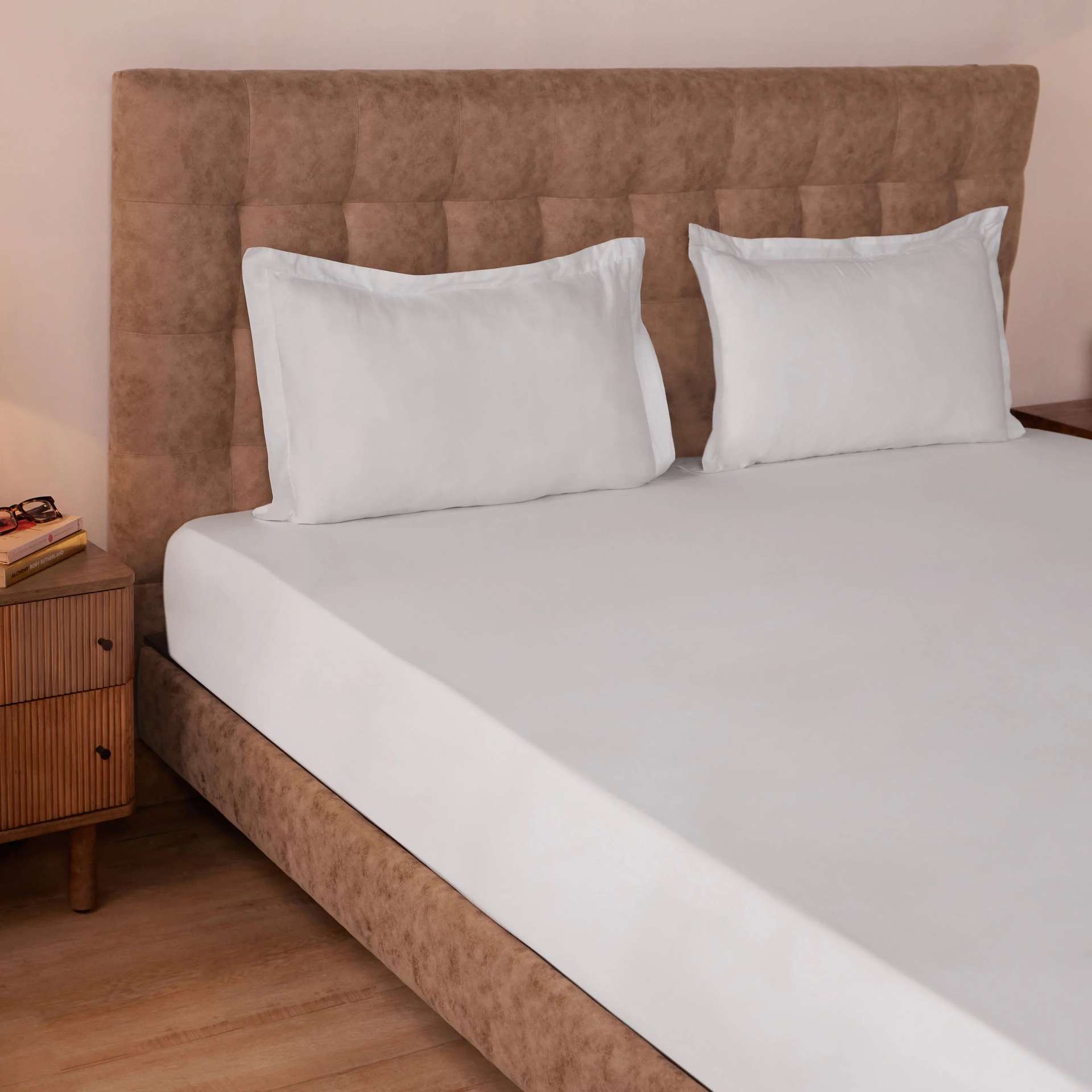 Solid Dyed 144 TC 100% Cotton White King Fitted Sheet Set | Paleto