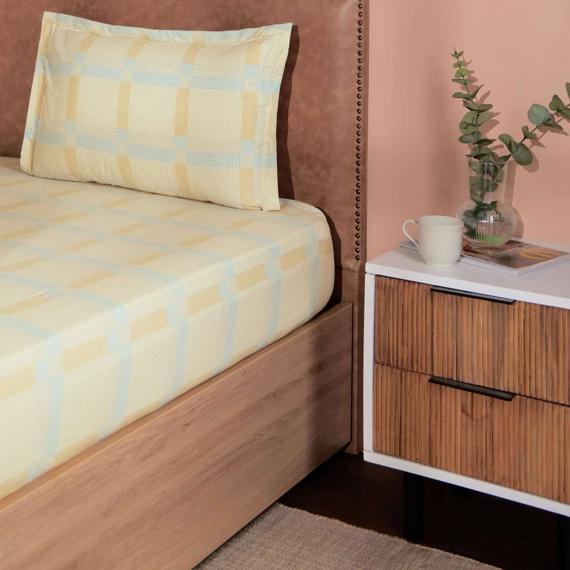 Geometric 200 TC Cotton Sand Single Bedsheet Set | Threadscapes