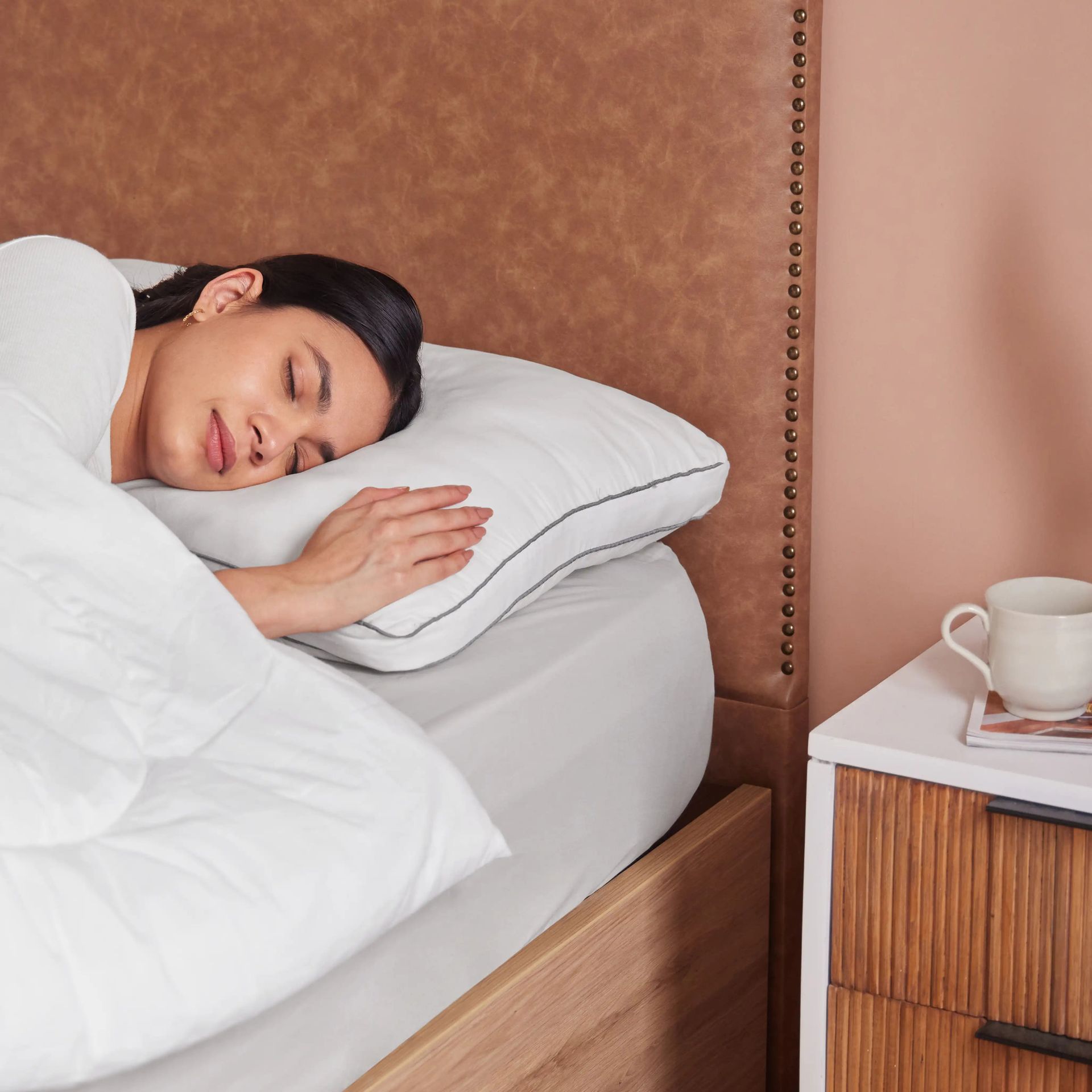 Solid Gusseted 100% Polyester Feather White Pillow Filler | Cloud Nine