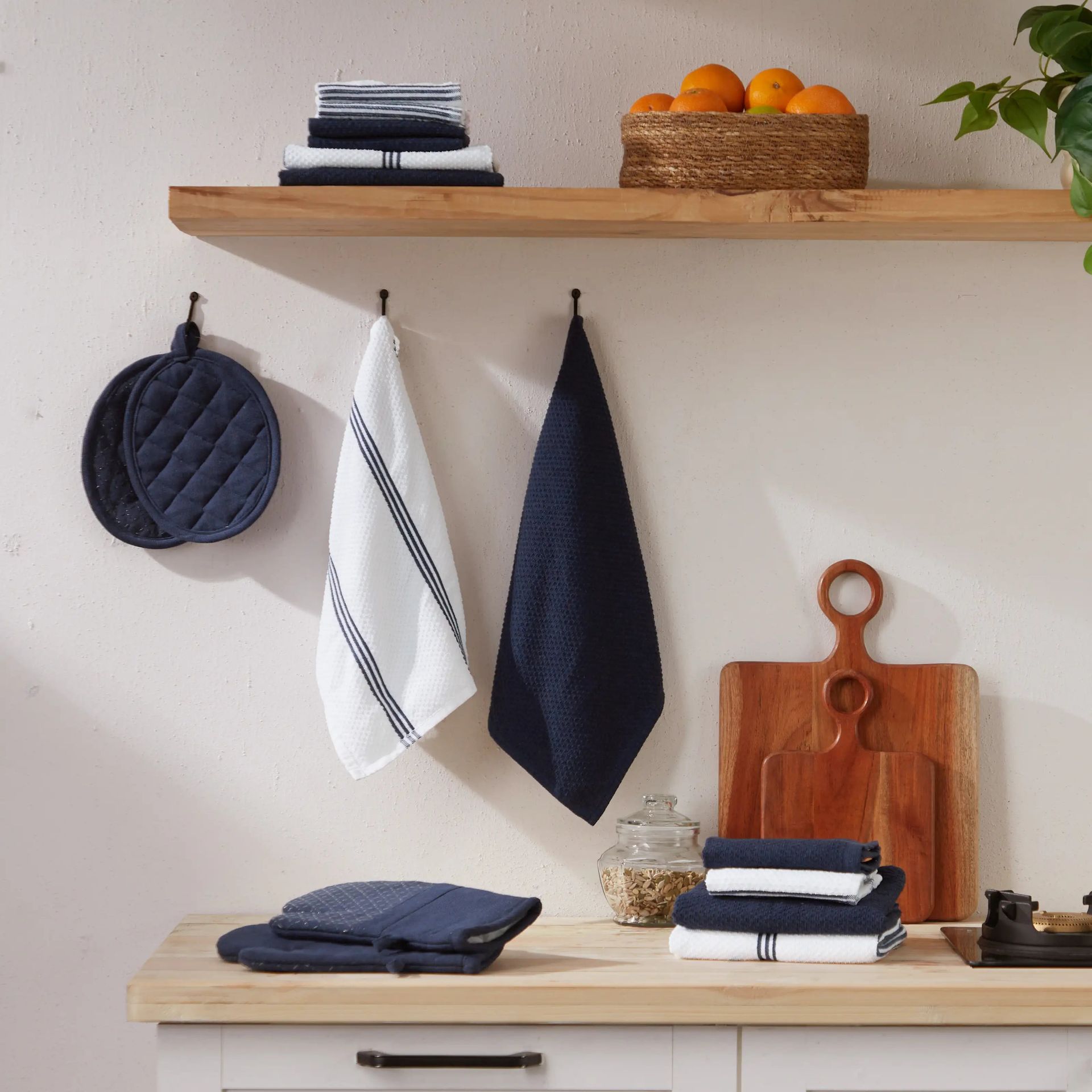 Solid Dyed Cotton Polyester blend Navy Blue 16 Piece Kitchen Linen Set | Kaleida