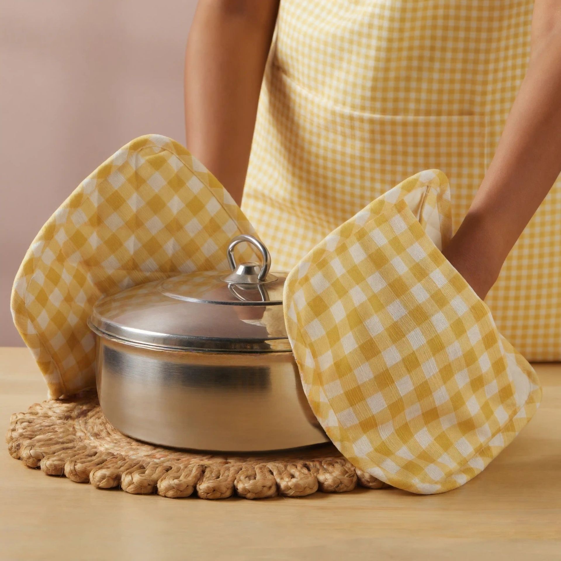 Small Gingham Yellow Set of 2 Pot Holder | Nonna's Home