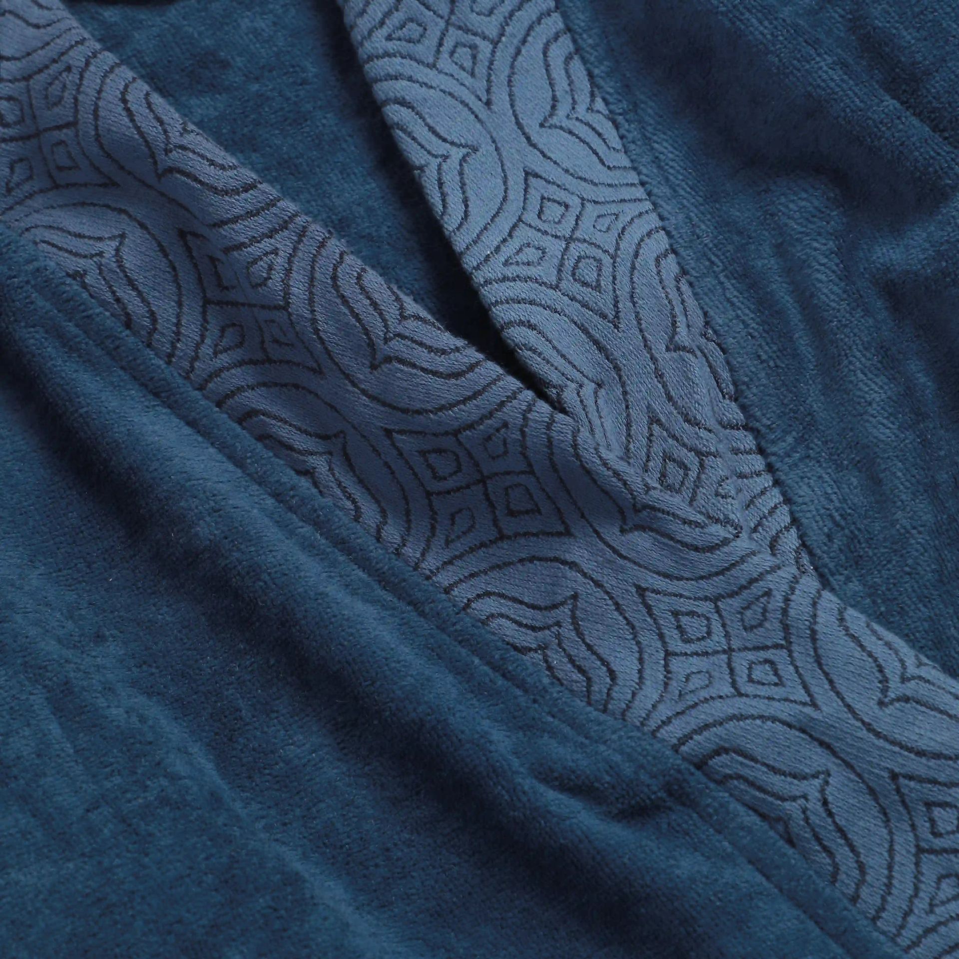 Solid Jacquard 360 GSM 100% Cotton Navy Blue Large Bath Robe | De Jacquard