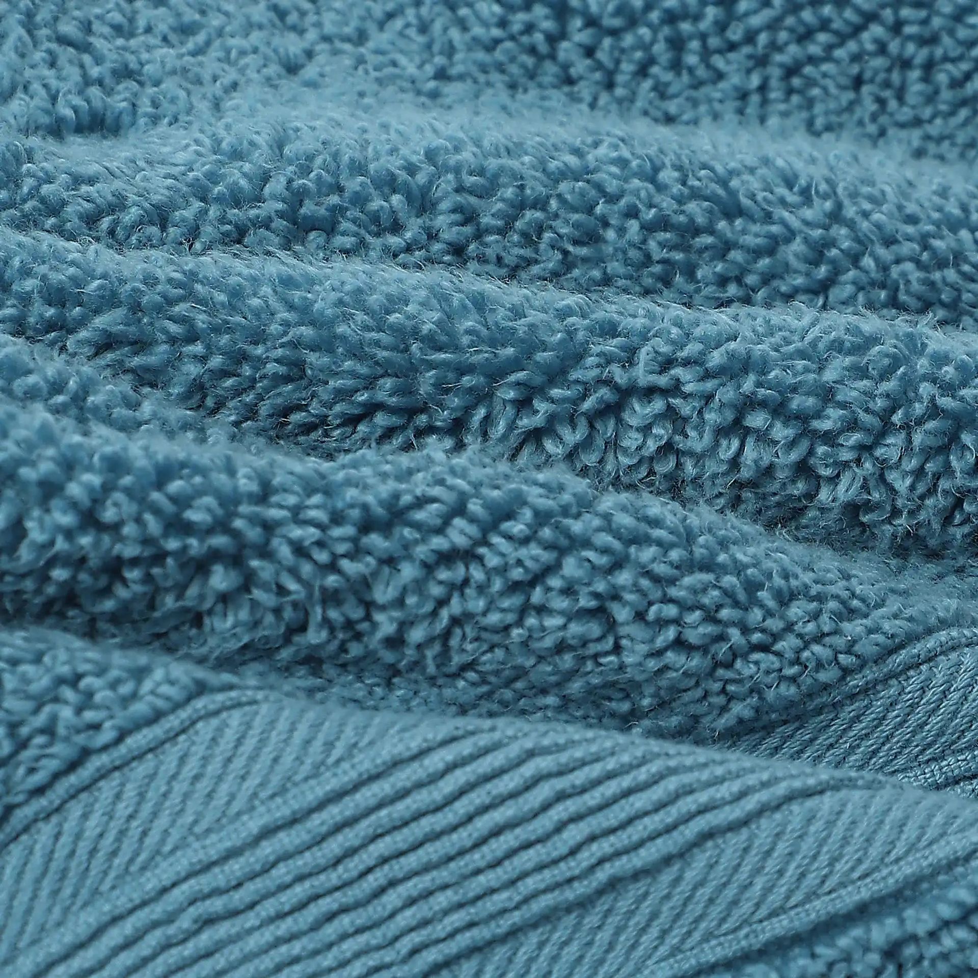 Solid Dyed 550 GSM 100% Cotton Moonlight Blue Face Towel | Pelushe