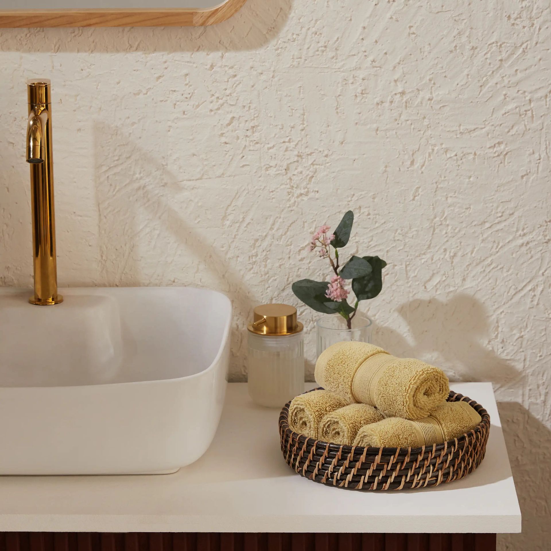 Solid Dyed 550 GSM 100% Cotton Beige Face Towel | Pelushe