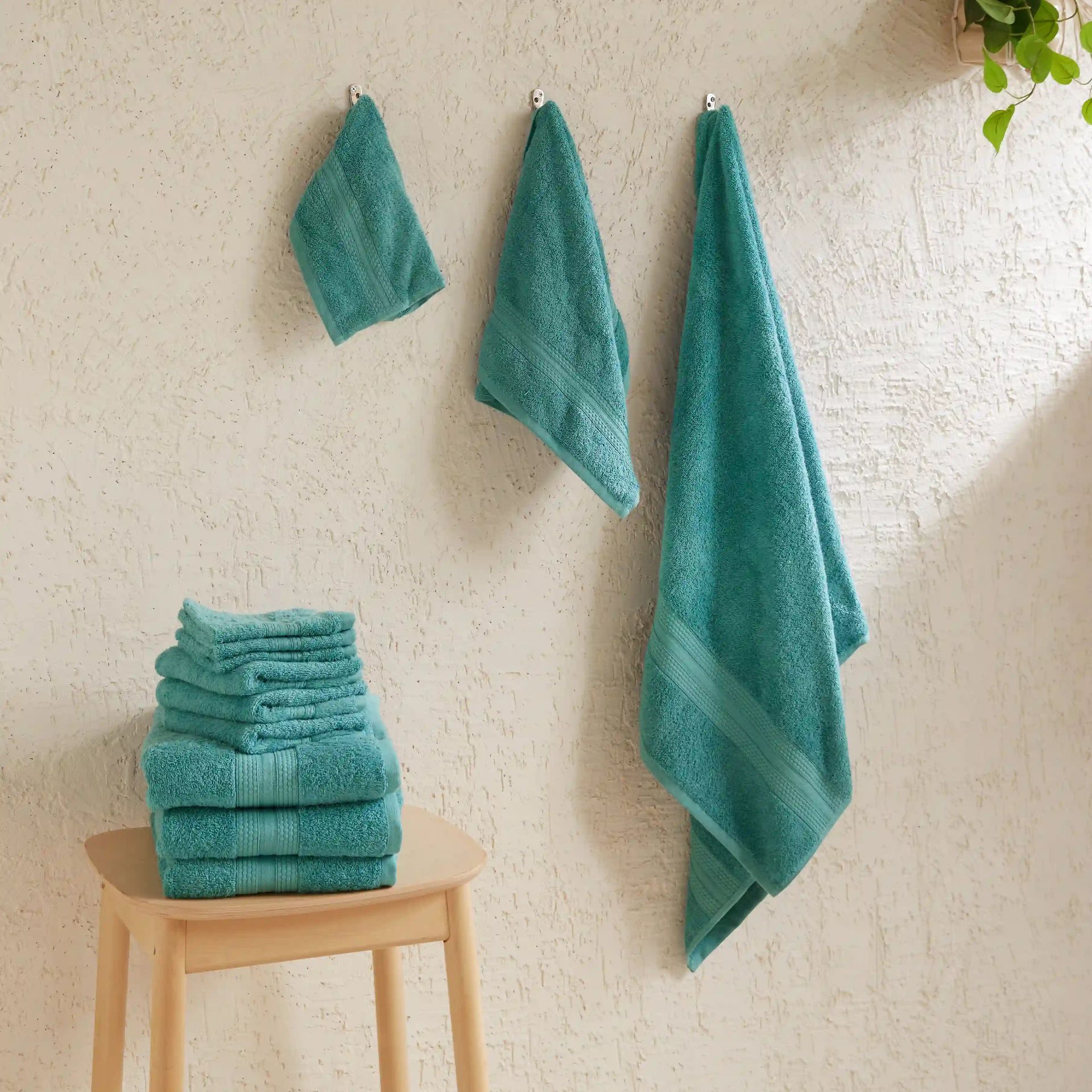Solid Dyed 475 GSM 100% Cotton Teal 12 Piece Towel Set | Paleto