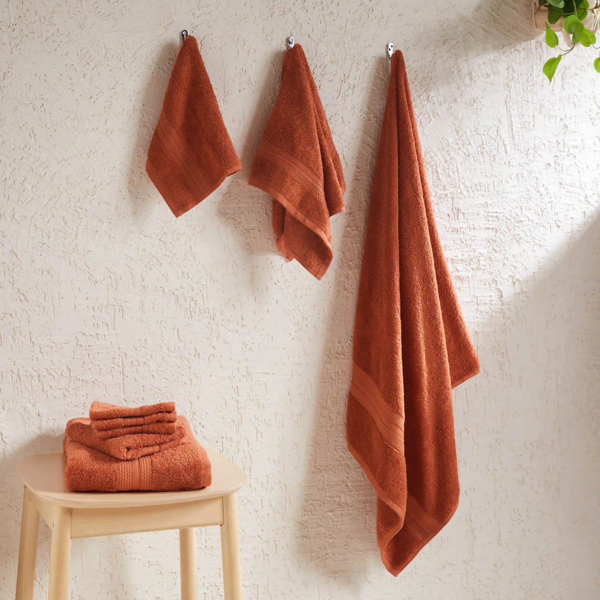 Solid Dyed 475 GSM 100% Cotton Burnt Red 8 Piece Towel Set | Paleto