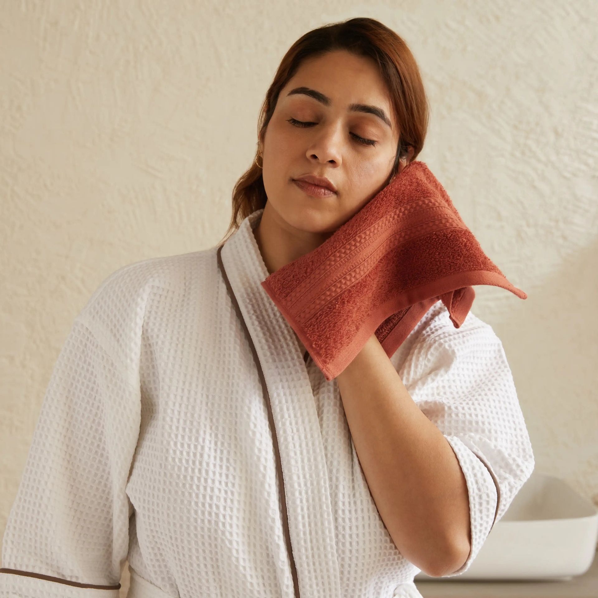Solid Dyed 475 GSM 100% Cotton Burnt Red 8 Piece Towel Set | Paleto
