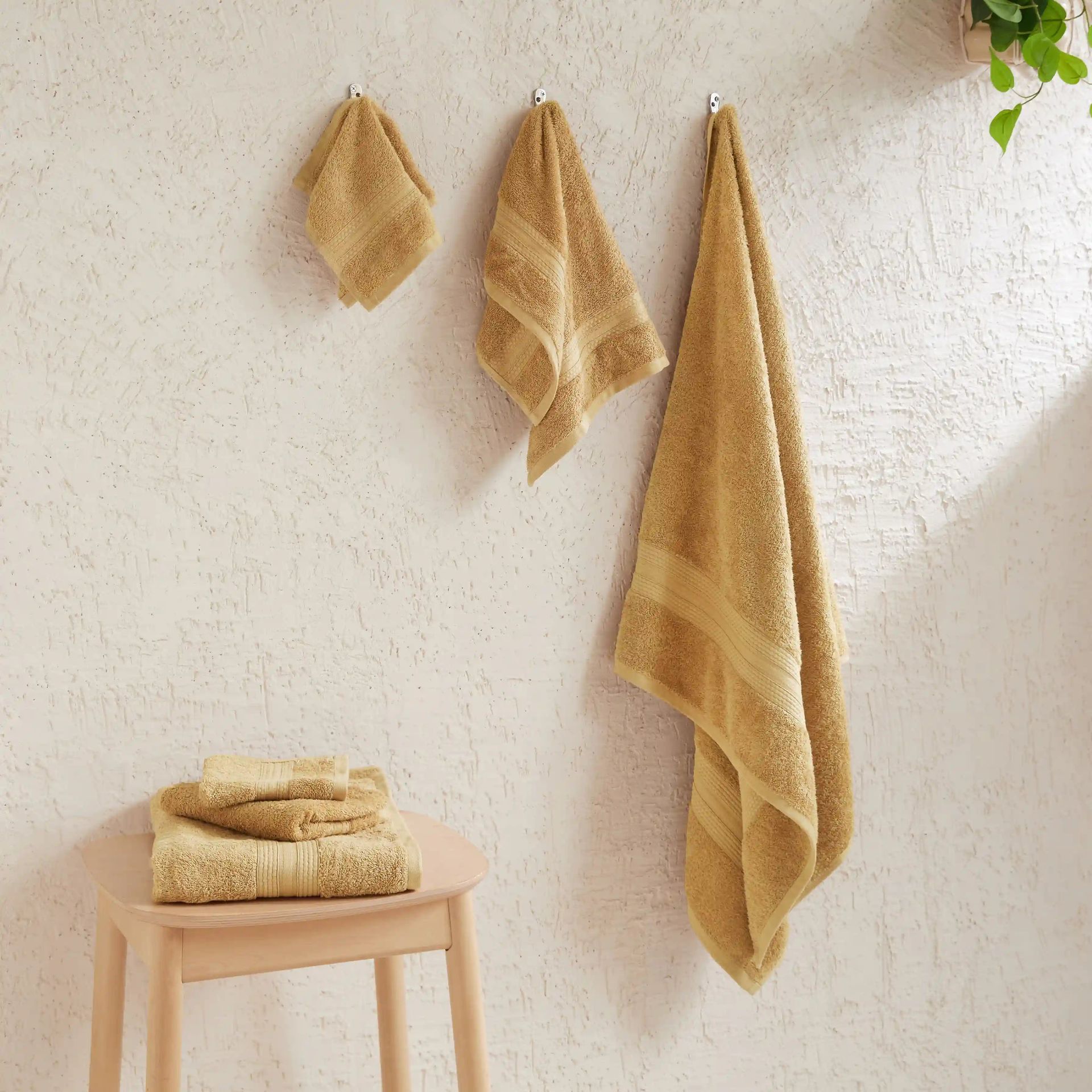 Solid Dyed 475 GSM 100% Cotton Beige 6 Piece Towel Set | Paleto