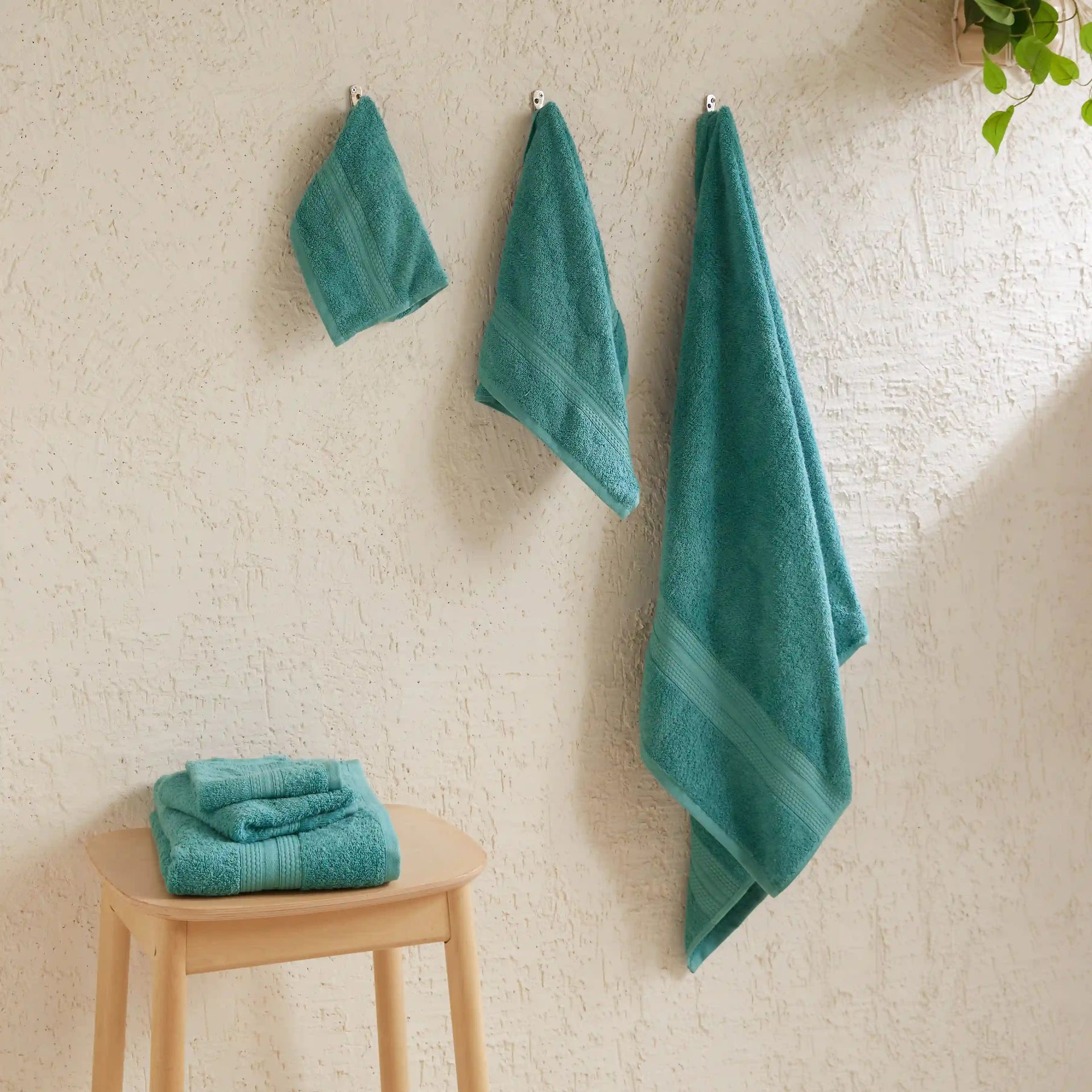 Solid Dyed 475 GSM 100% Cotton Teal 6 Piece Towel Set | Paleto