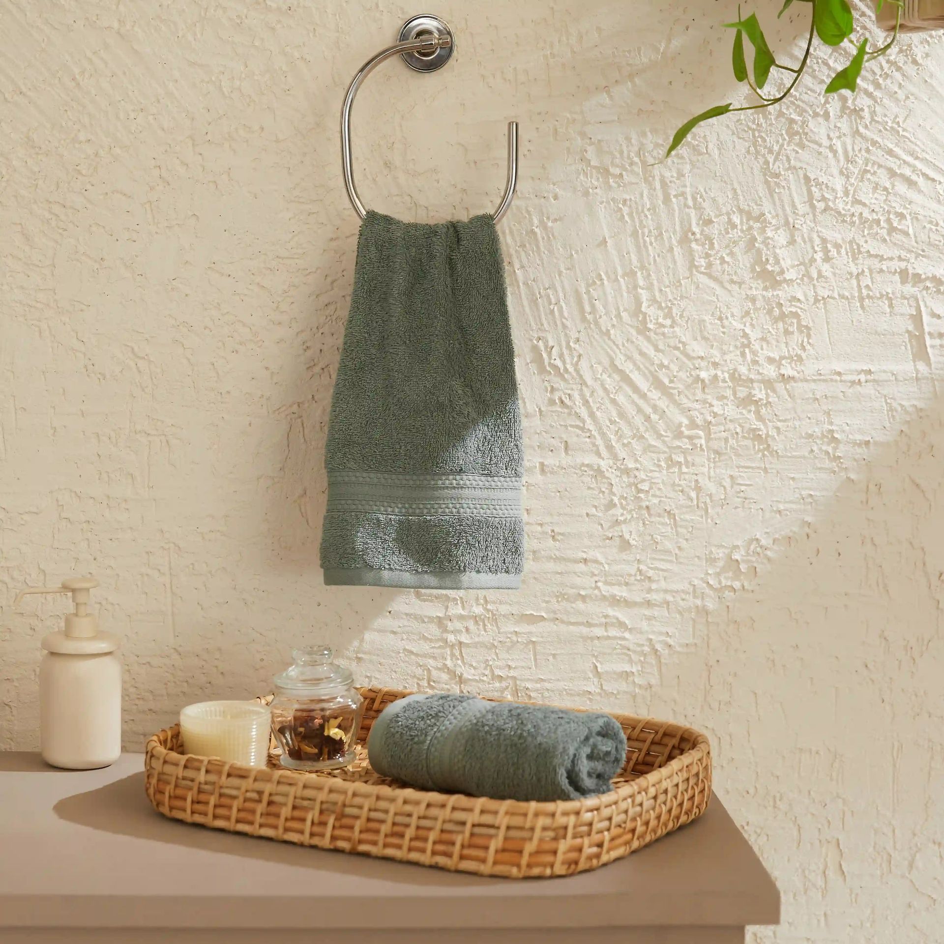Solid Dyed 475 GSM 100% Cotton Graphite Hand Towel | Paleto