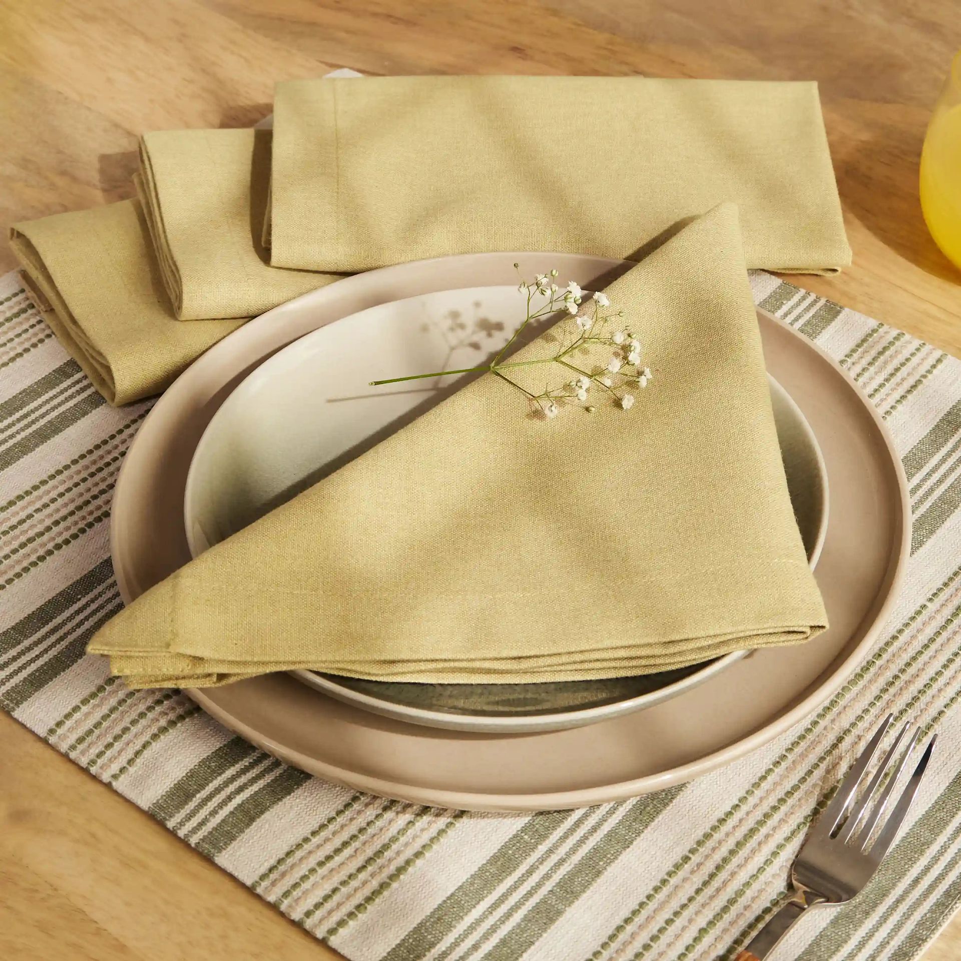 Solid Dyed 215 GSM 100% Cotton Yellow Set of 4 Table Napkin | Kaleida
