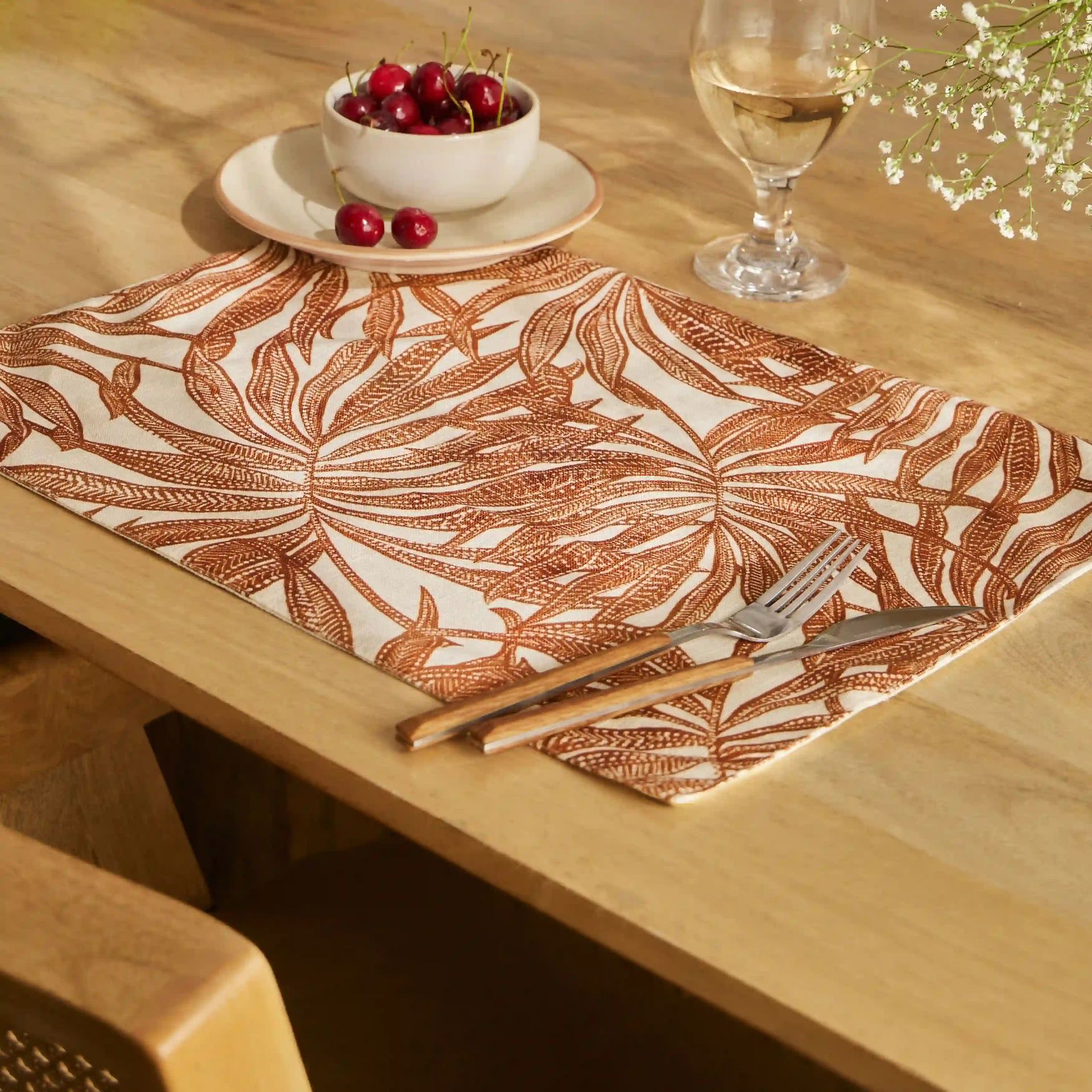 Tropical 319 GSM 100% Polyester Rust Set of 6 Table Mat | Nonna's Home