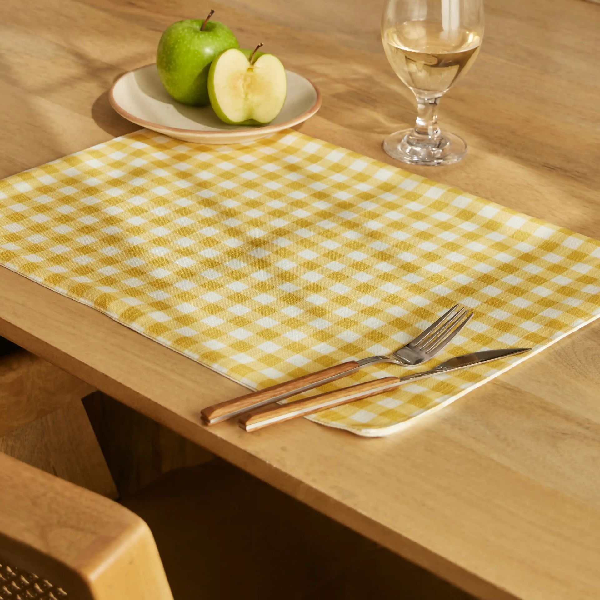 Big Gingham 319 GSM 100% Polyester Yellow Set of 6 Table Mat | Nonna's Home