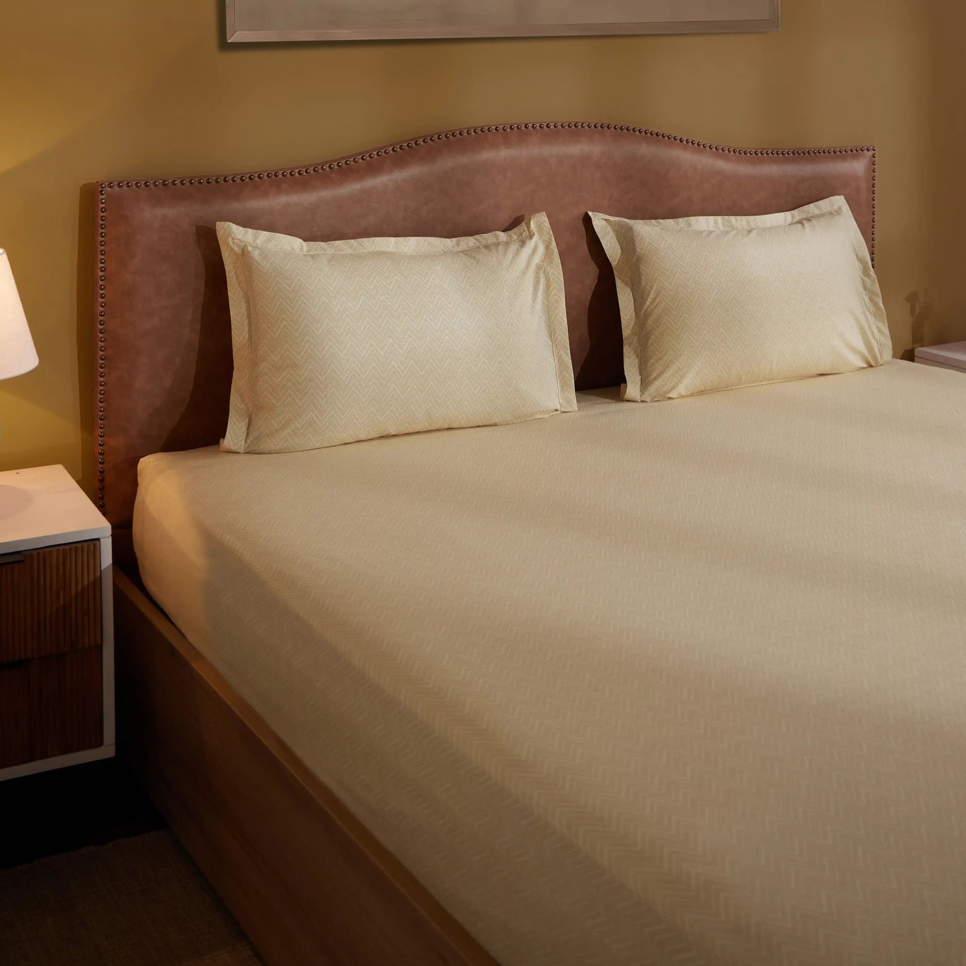 Geometric 200 TC 100% Cotton Beige King Fitted Sheet Set | Threadscapes