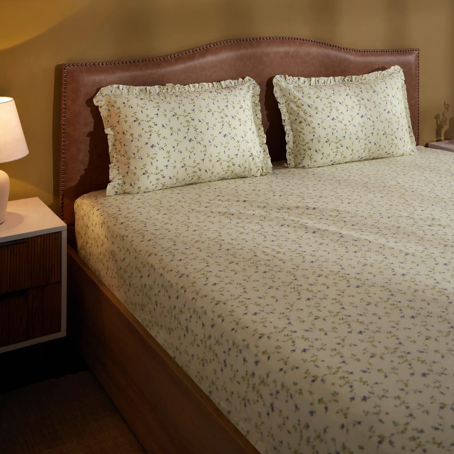 Floral 200 TC 100% Cotton Cream Bloom King Fitted Sheet Set | Bloomshire Luxe