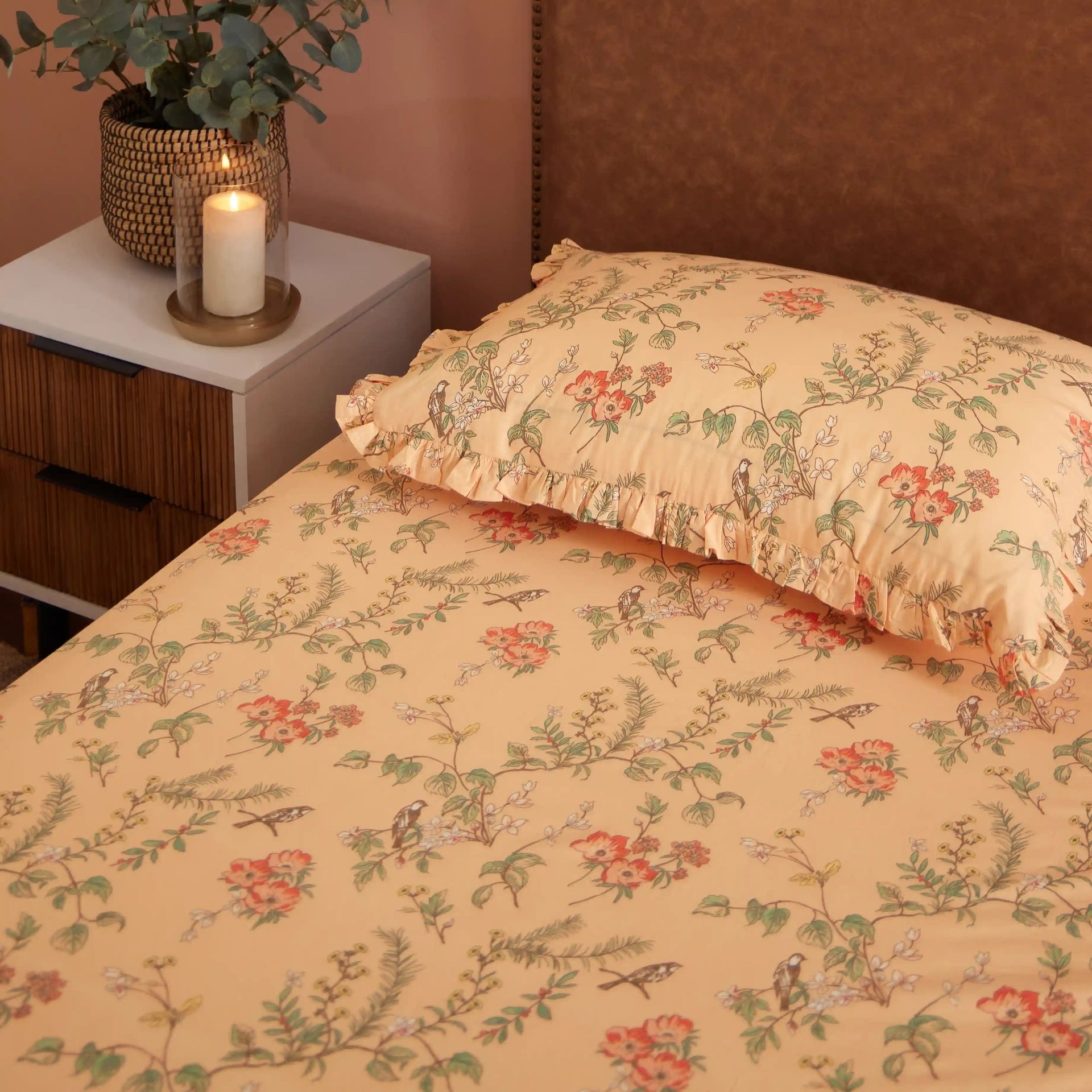 Floral 200 TC Cotton Peach Single Bedsheet Set | Bloomshire Luxe