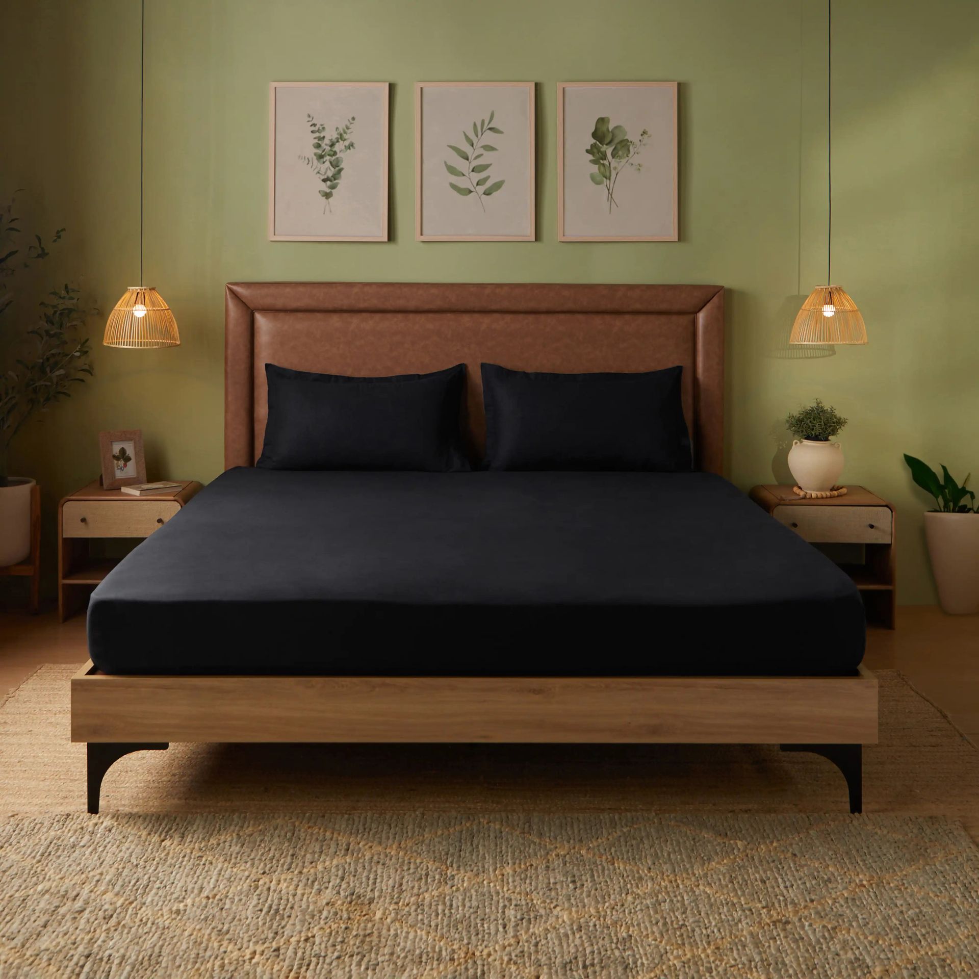 Solid Dyed 144 TC 100% Cotton Black Queen Fitted Sheet Set | Paleto