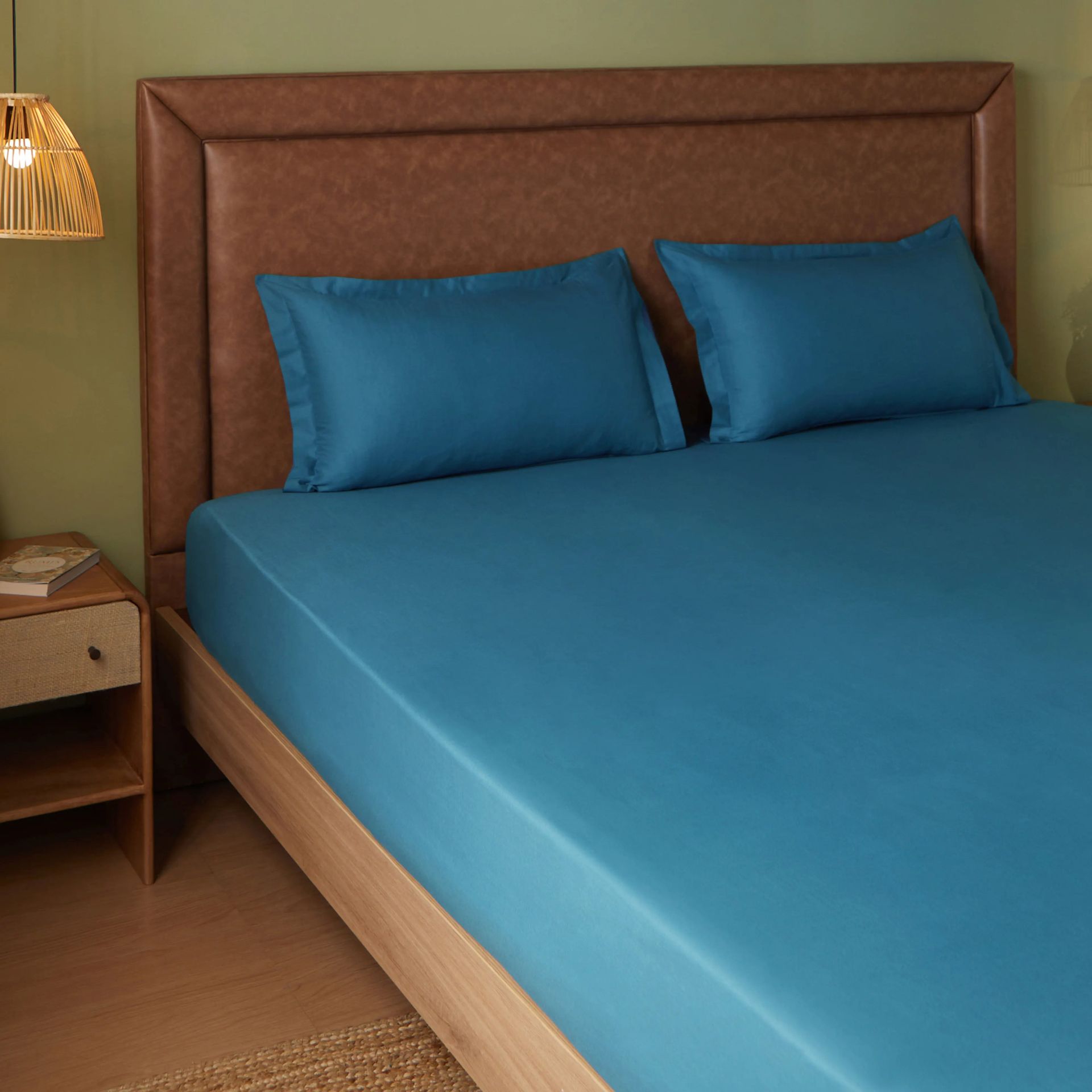 Solid Dyed 144 TC 100% Cotton Mineral Queen Fitted Sheet Set | Paleto